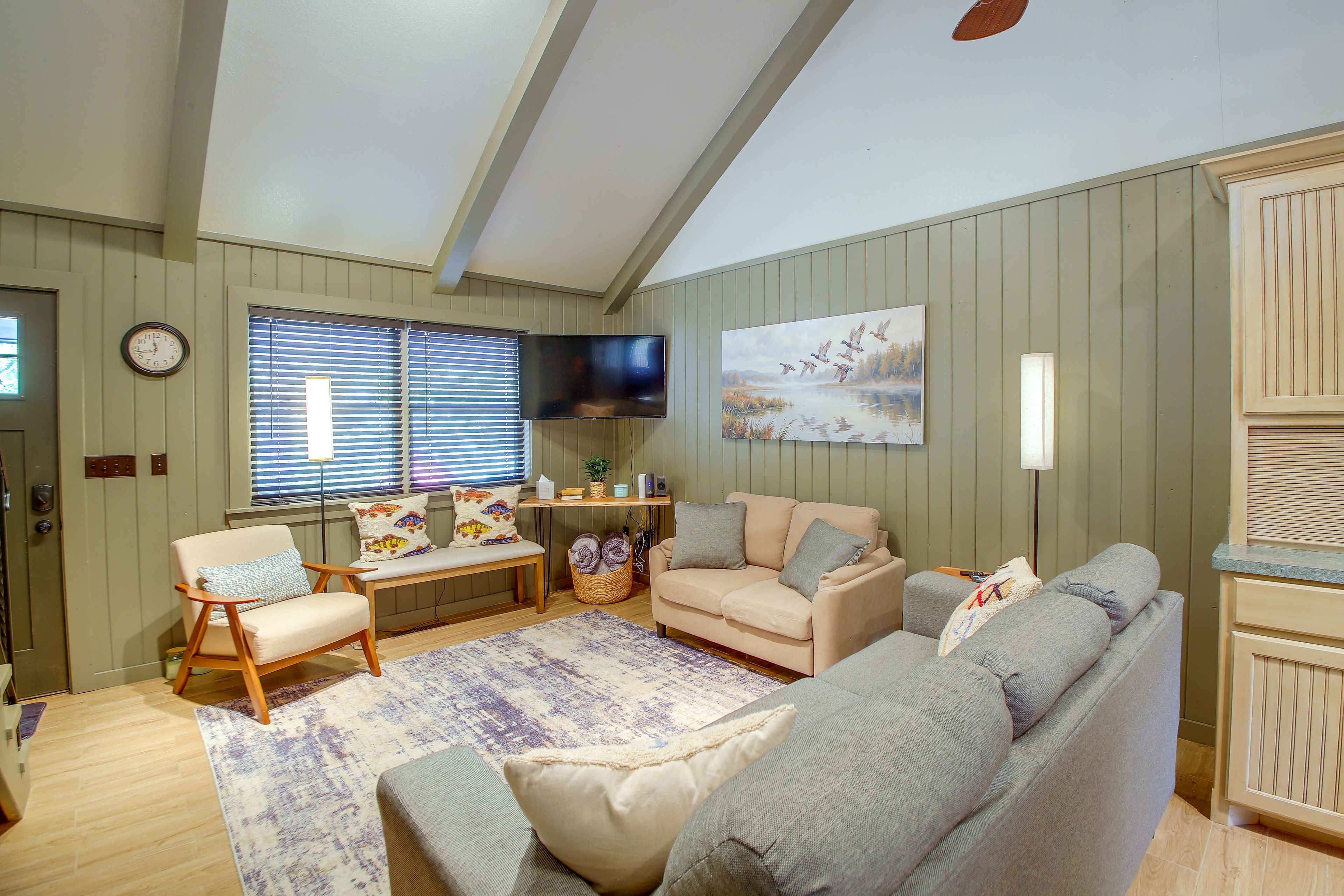 Hot Springs Vacation Rental | 2BR | 1BA | 786 Sq Ft