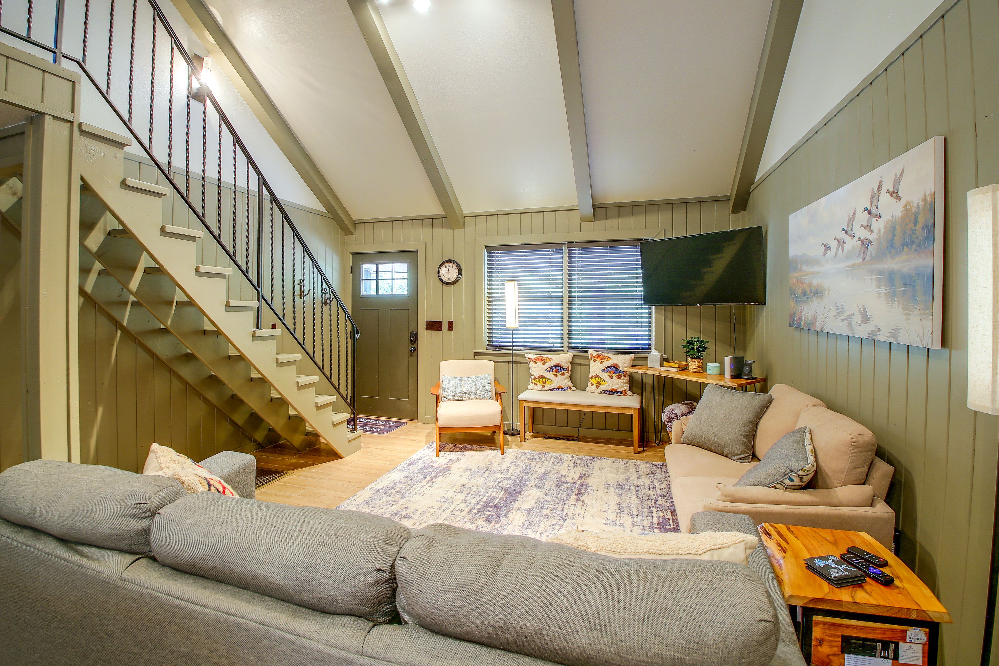 Living Room | Smart TV | 1st Floor