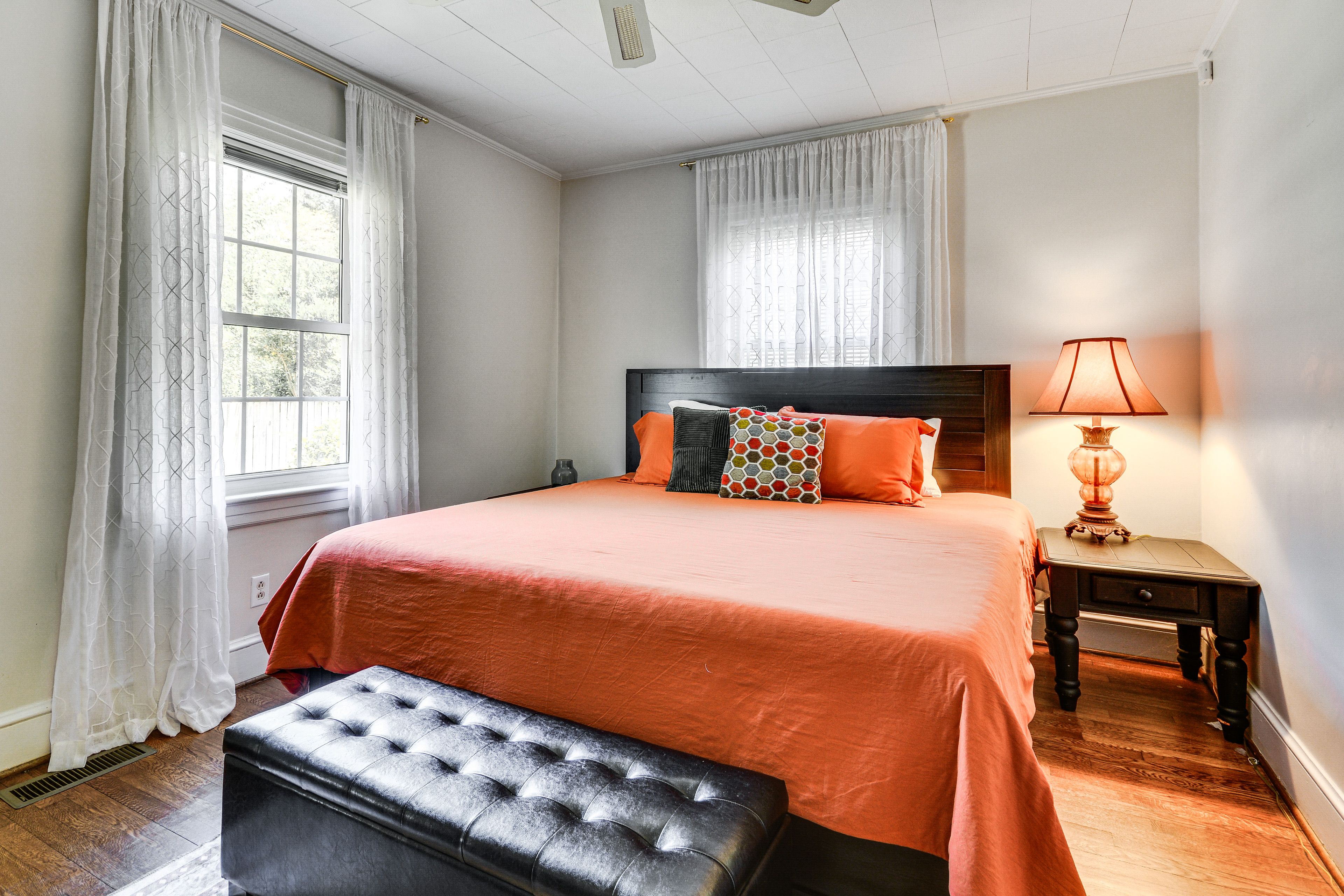 Bedroom 1 | 1st Floor | King Bed