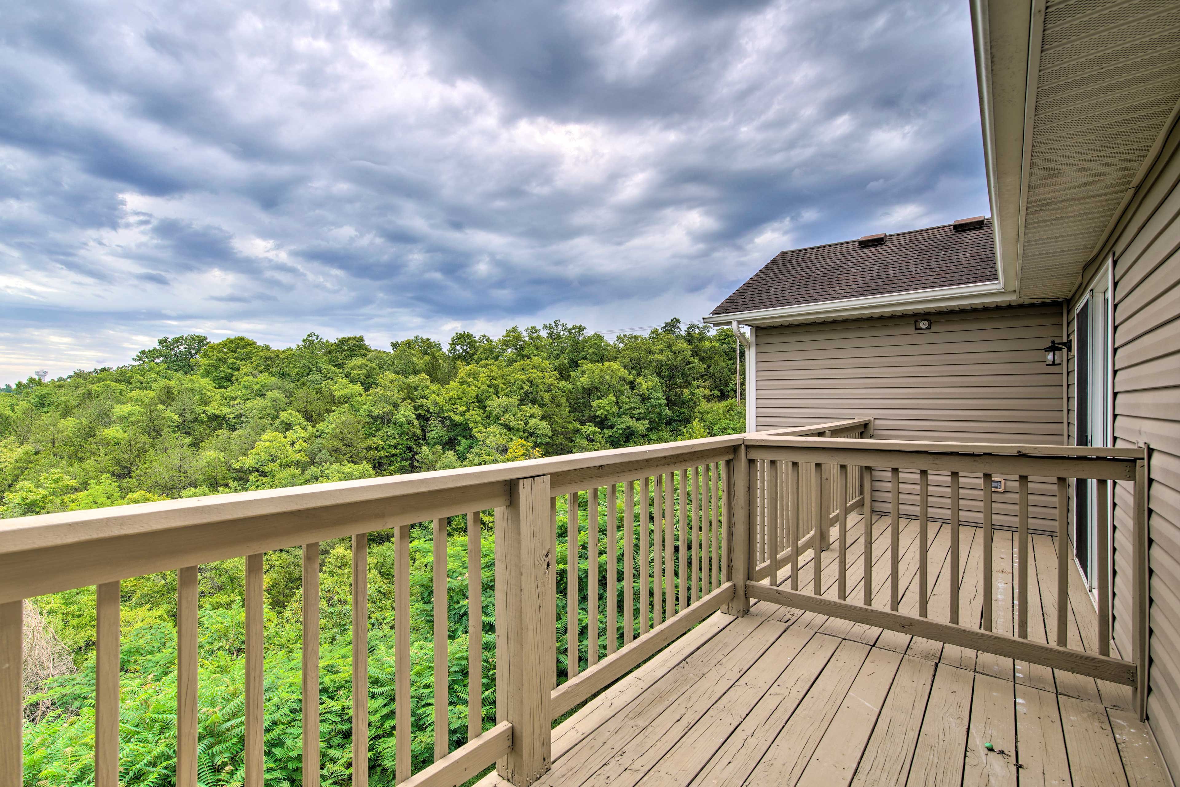 2 Private Balconies