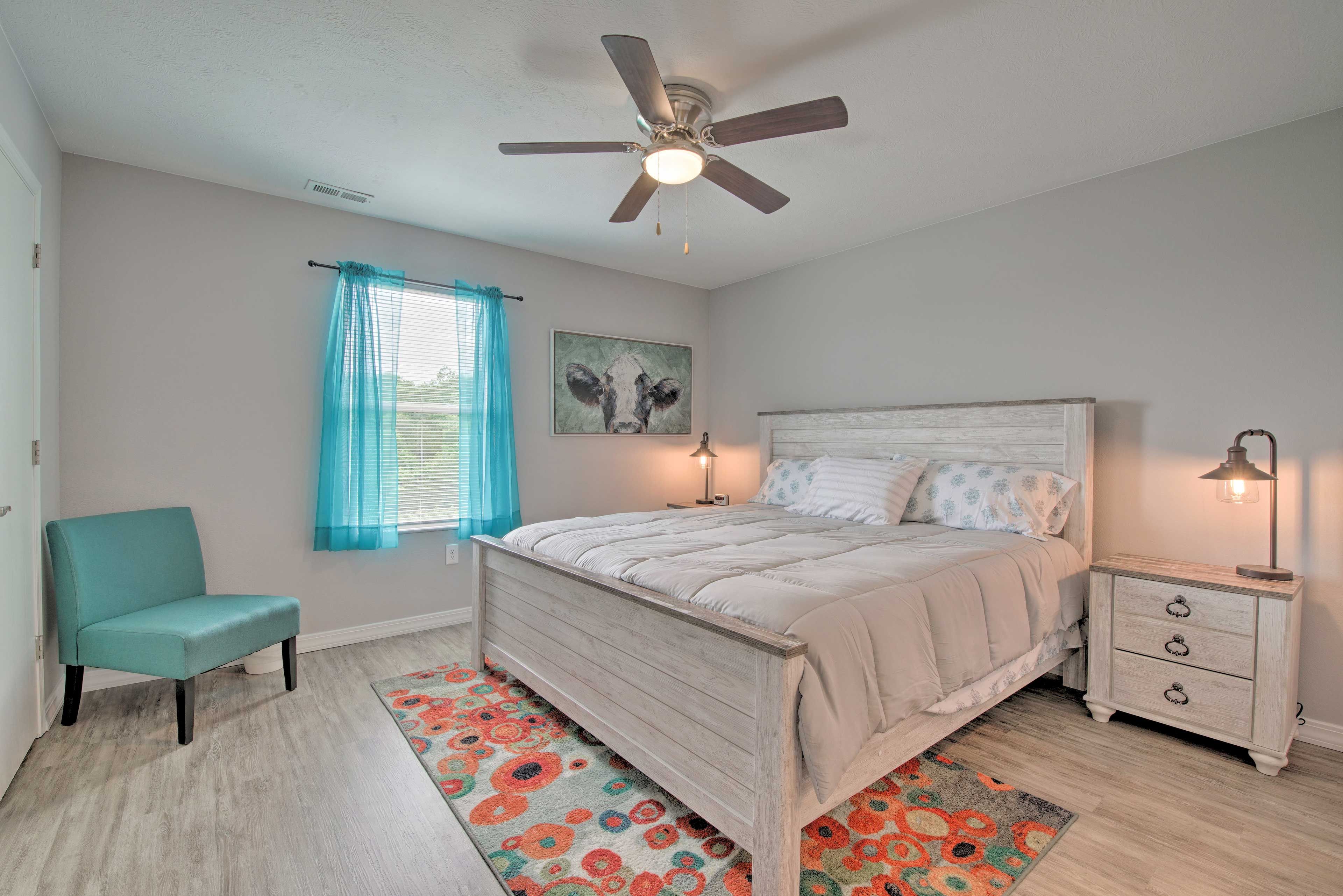 Bedroom 4 | King Bed