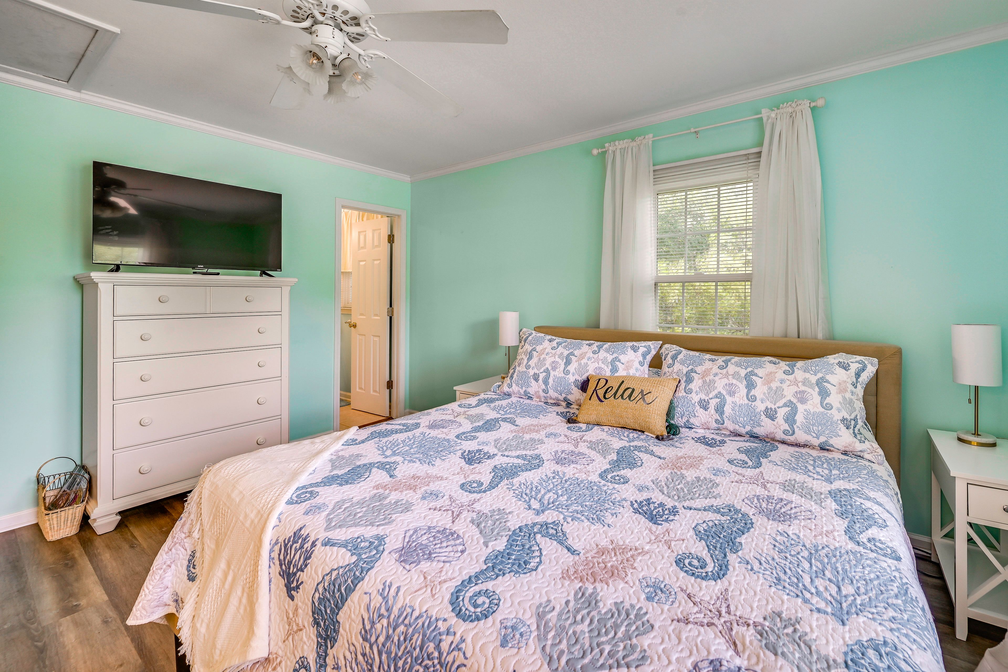 Bedroom 1 | King Bed | 2nd Floor