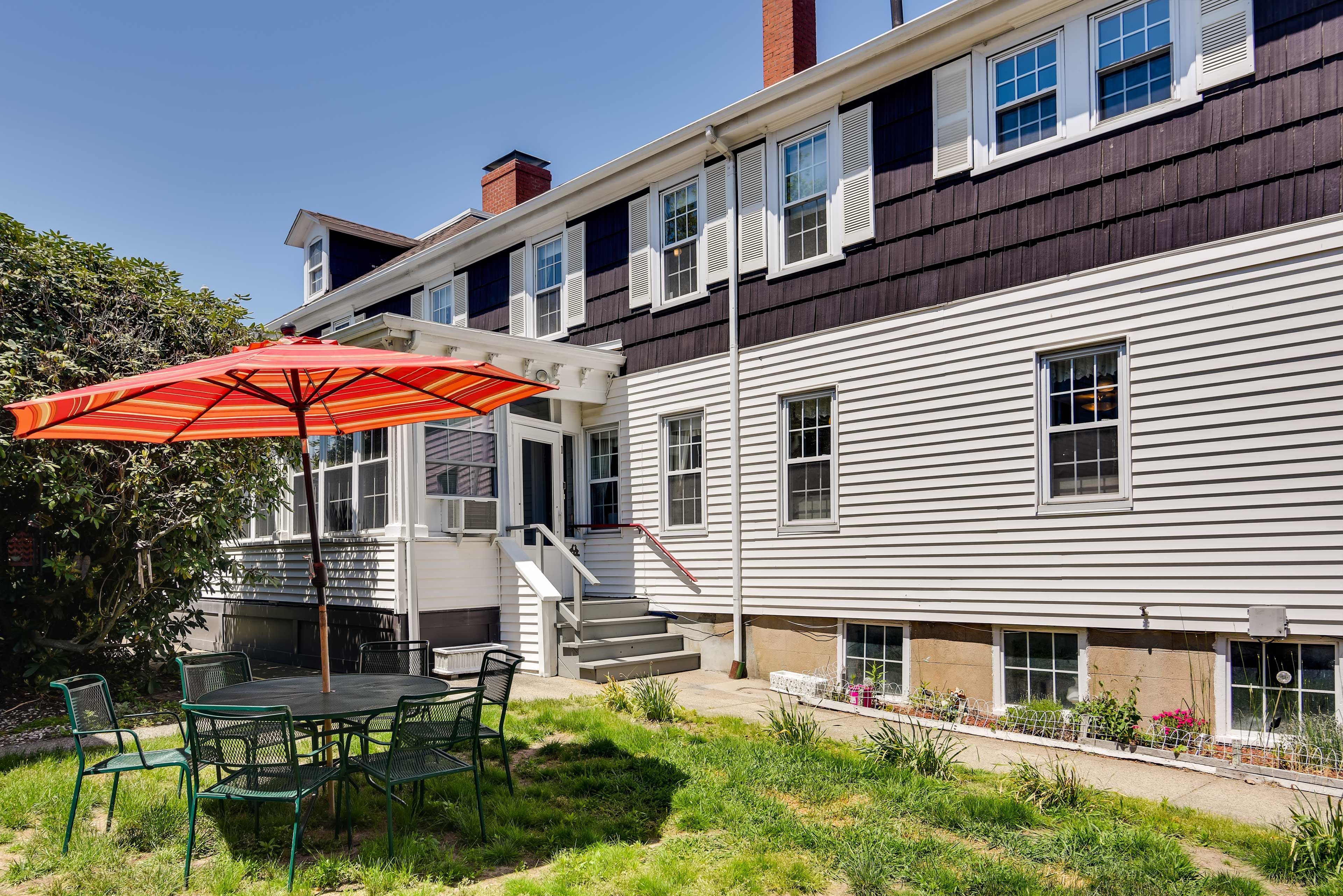 Backyard & BBQ Area