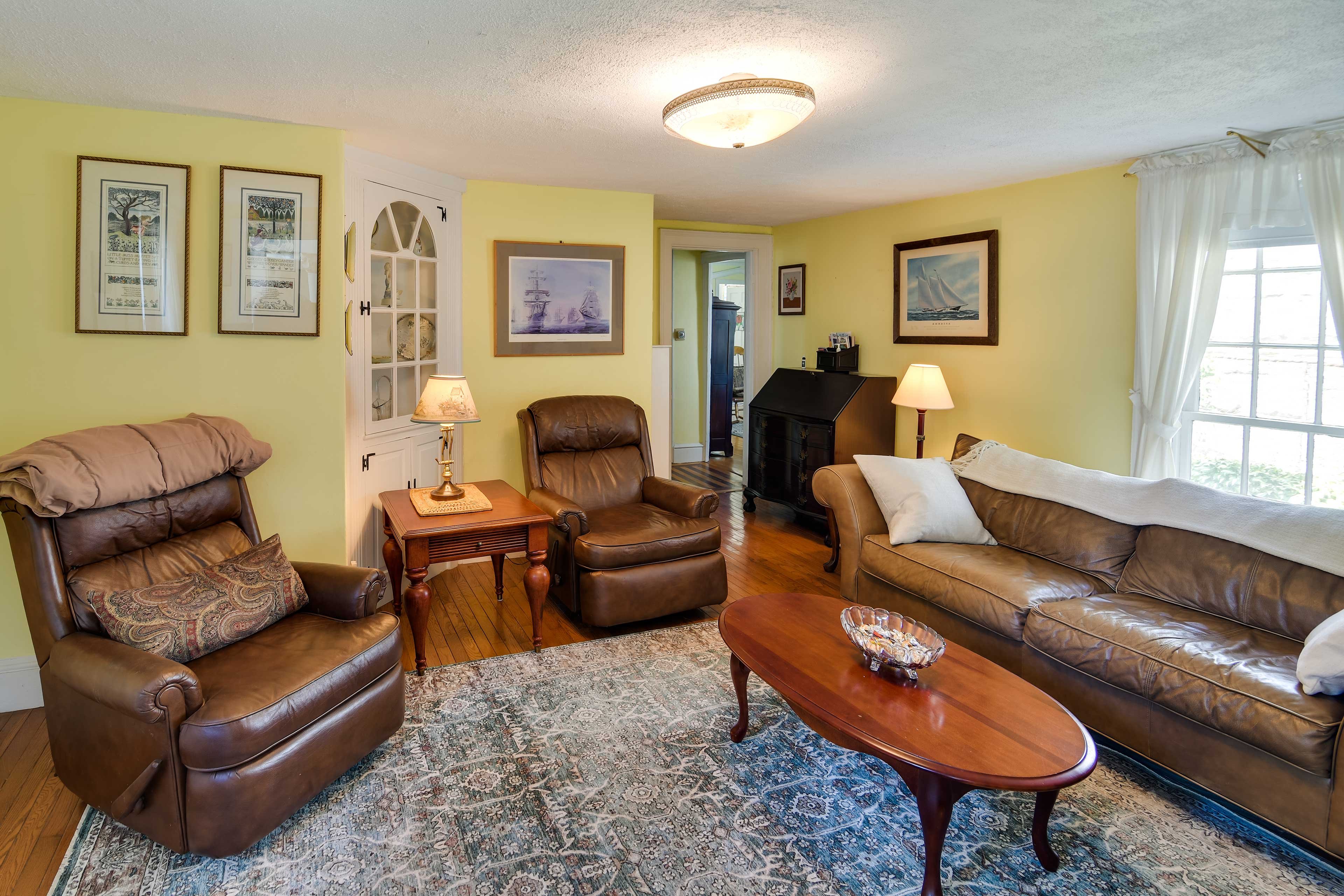 Living Room | Apt 1