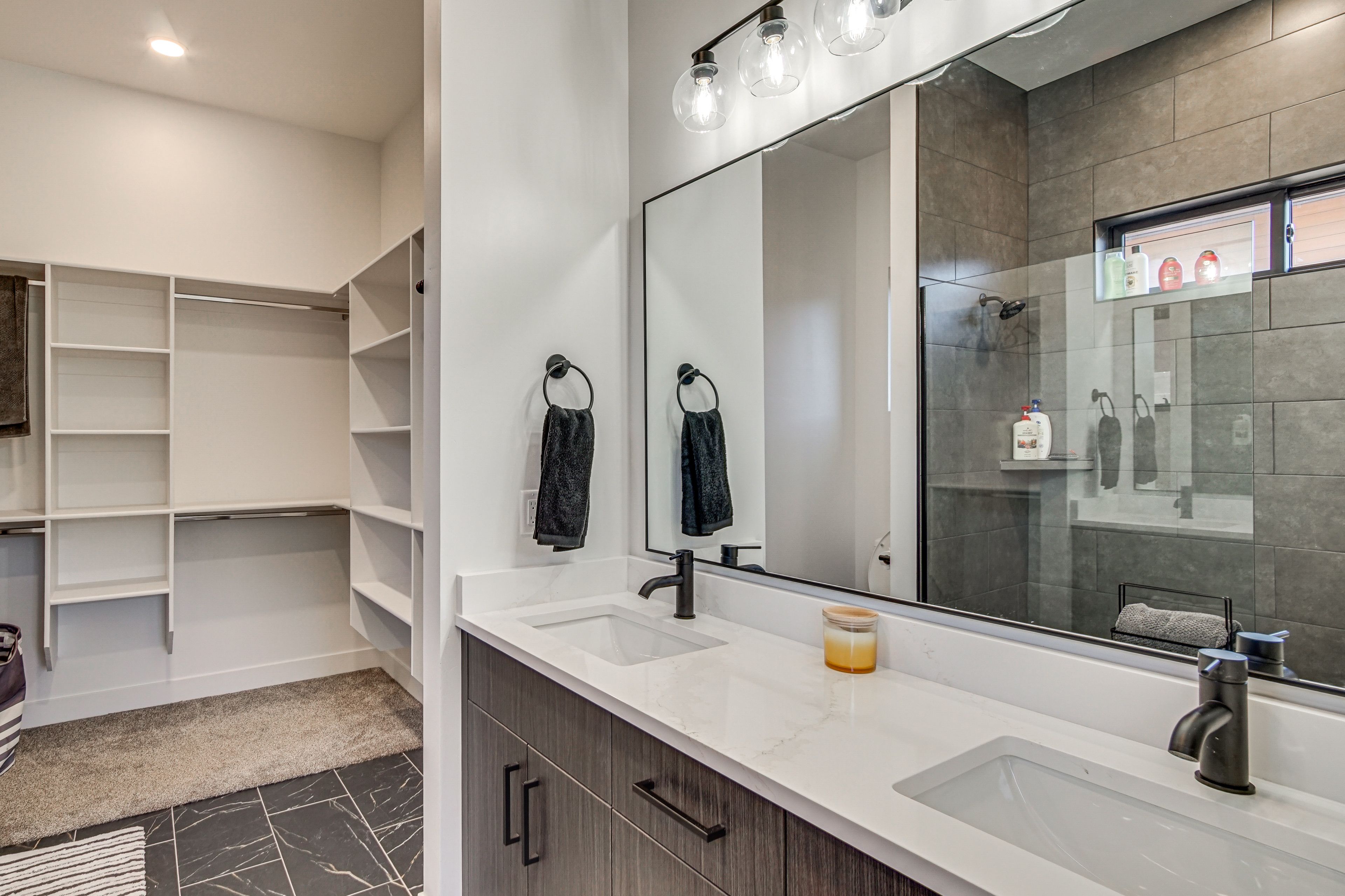 En-Suite Bathroom | Walk-In Closet | 1st Floor