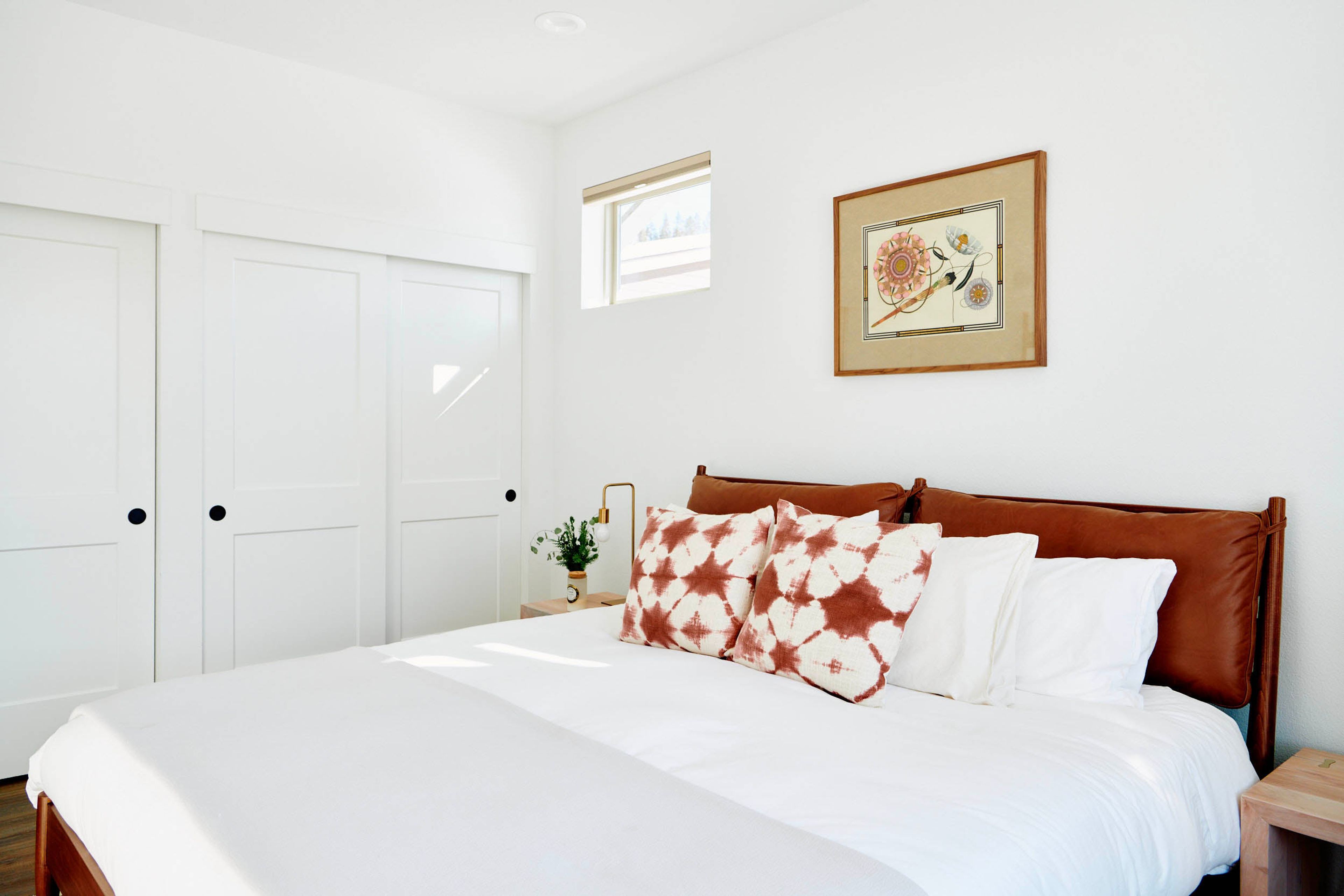 Bedroom 1 | King Bed | 1st Floor