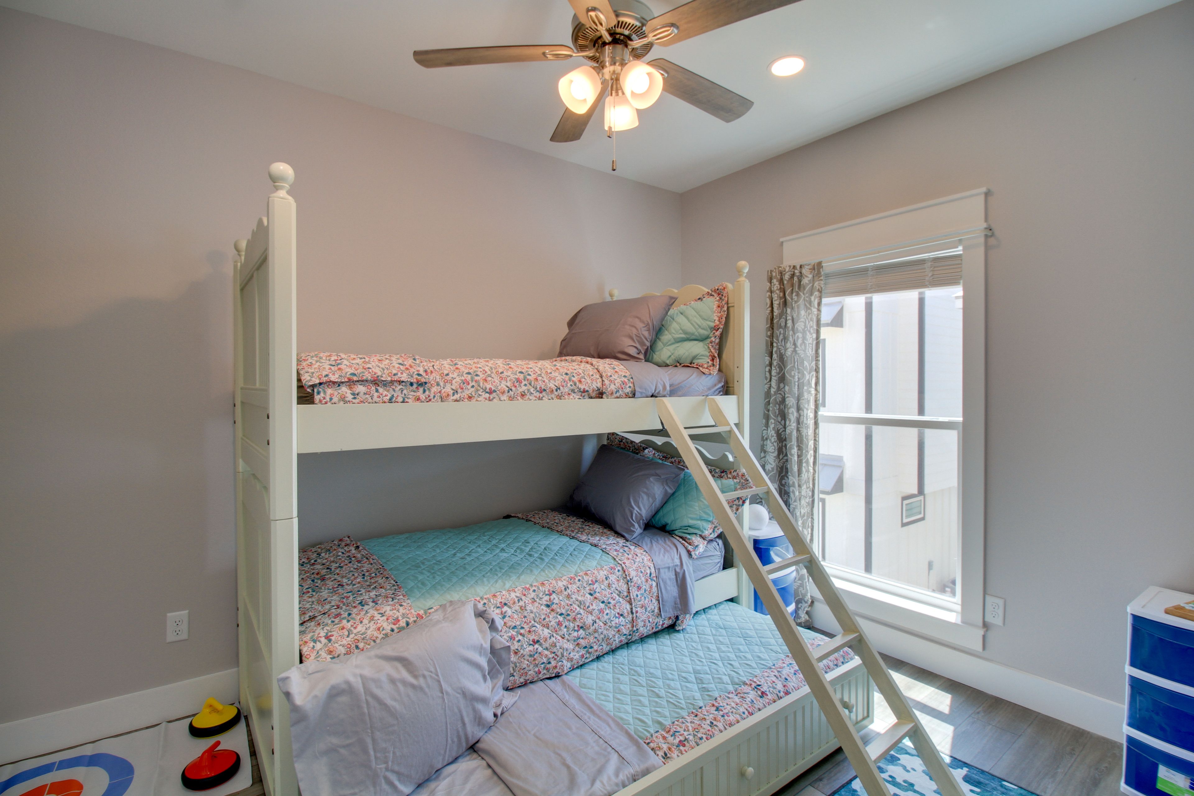 Bedroom 2 | Twin Bunk Bed w/ Twin Trundle | 2nd Floor