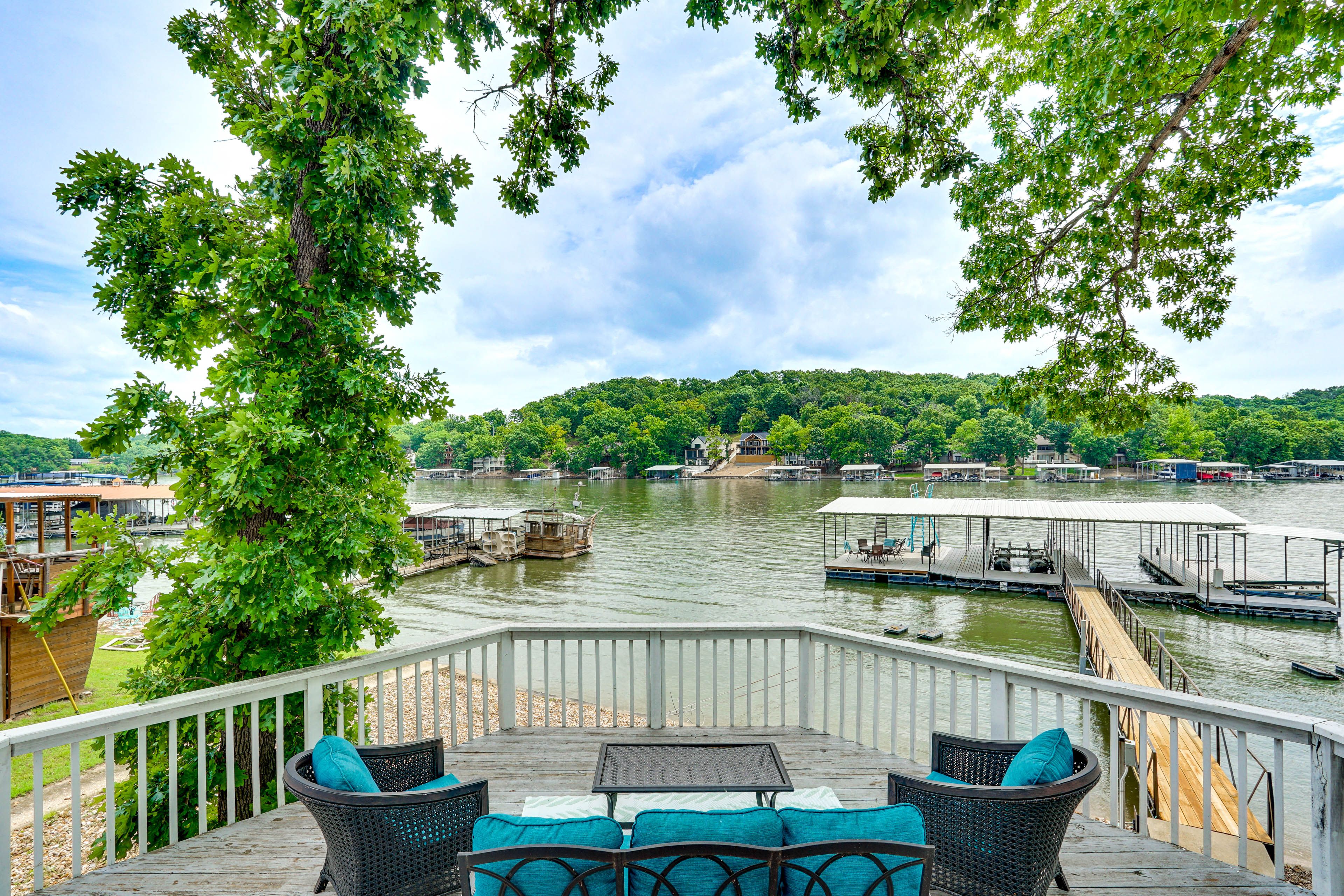Gravois Mills Vacation Rental | 2BR | 1BA | 900 Sq Ft