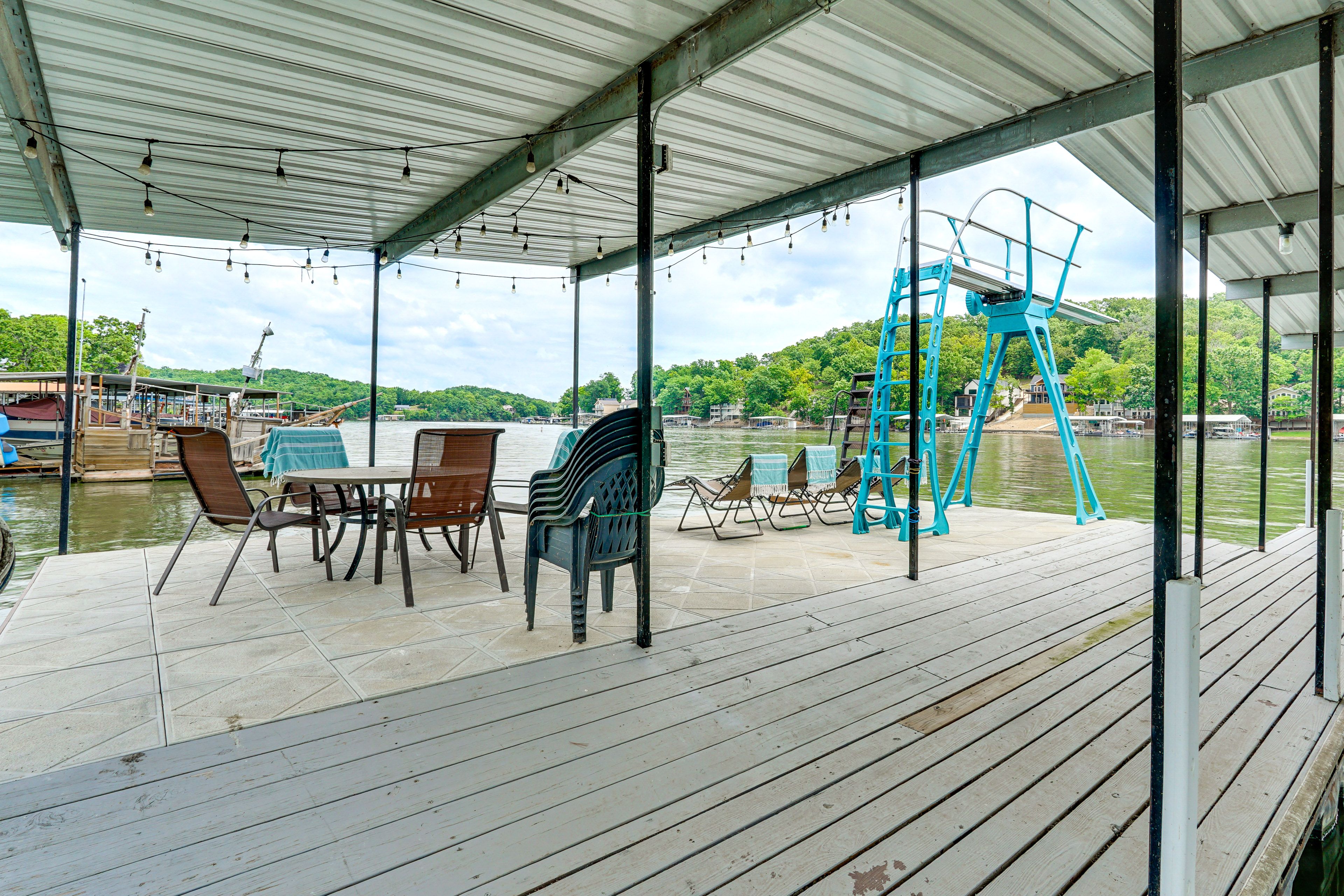 Private Dock | Waterfront Dining & Lounge Area