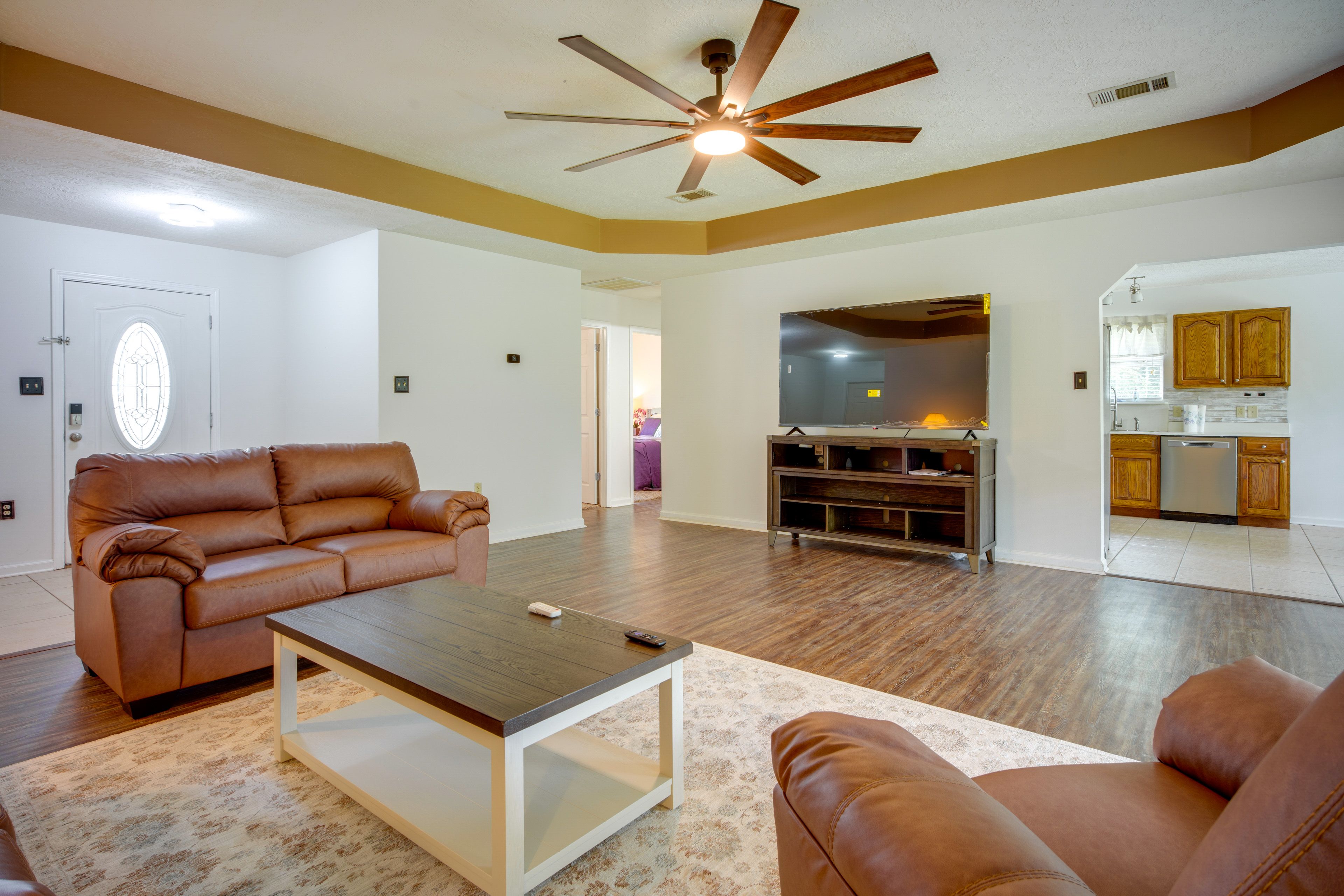 DeRidder Vacation Rental | 3BR | 2BA | 2,200 Sq Ft