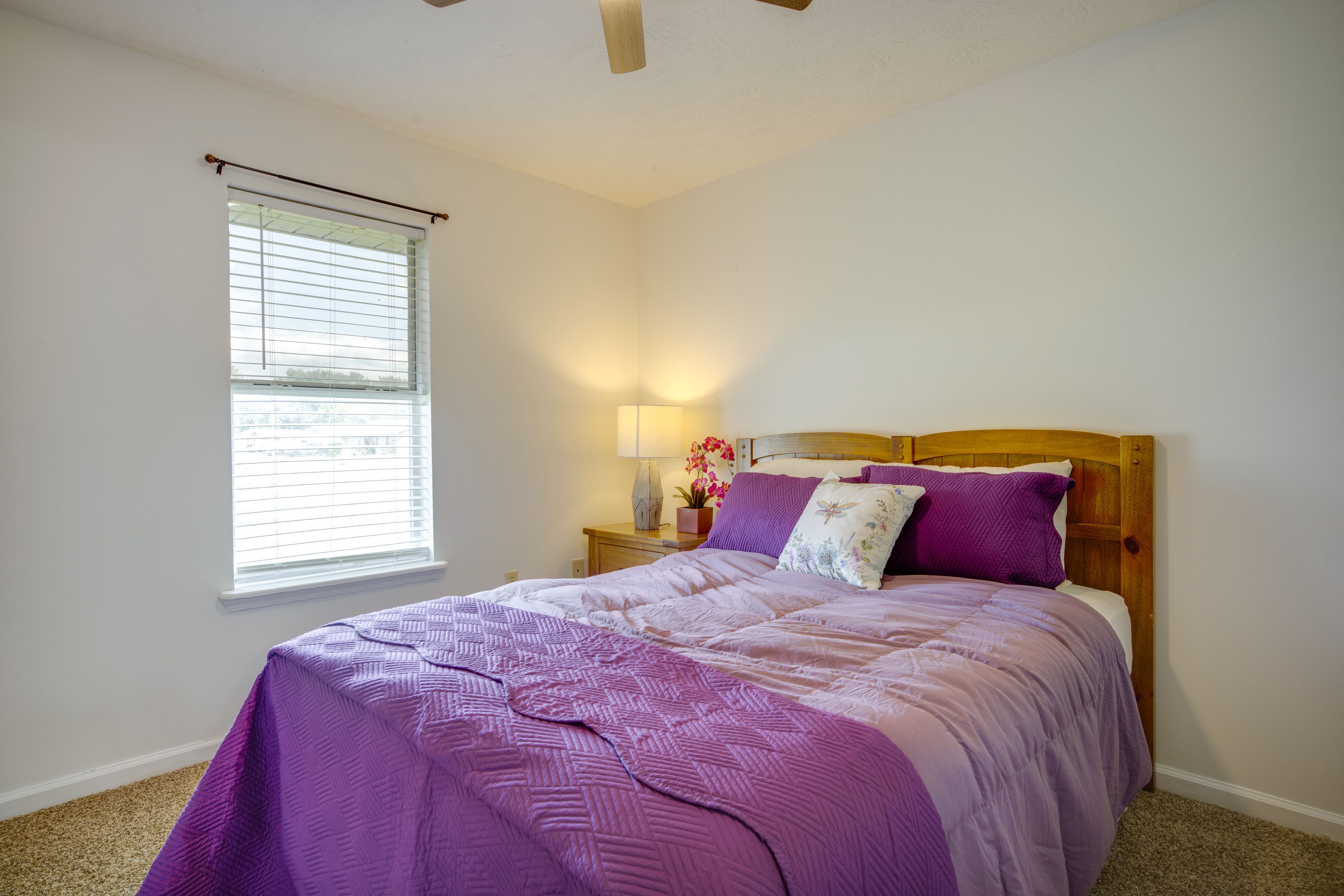 Bedroom 3 | Queen Bed