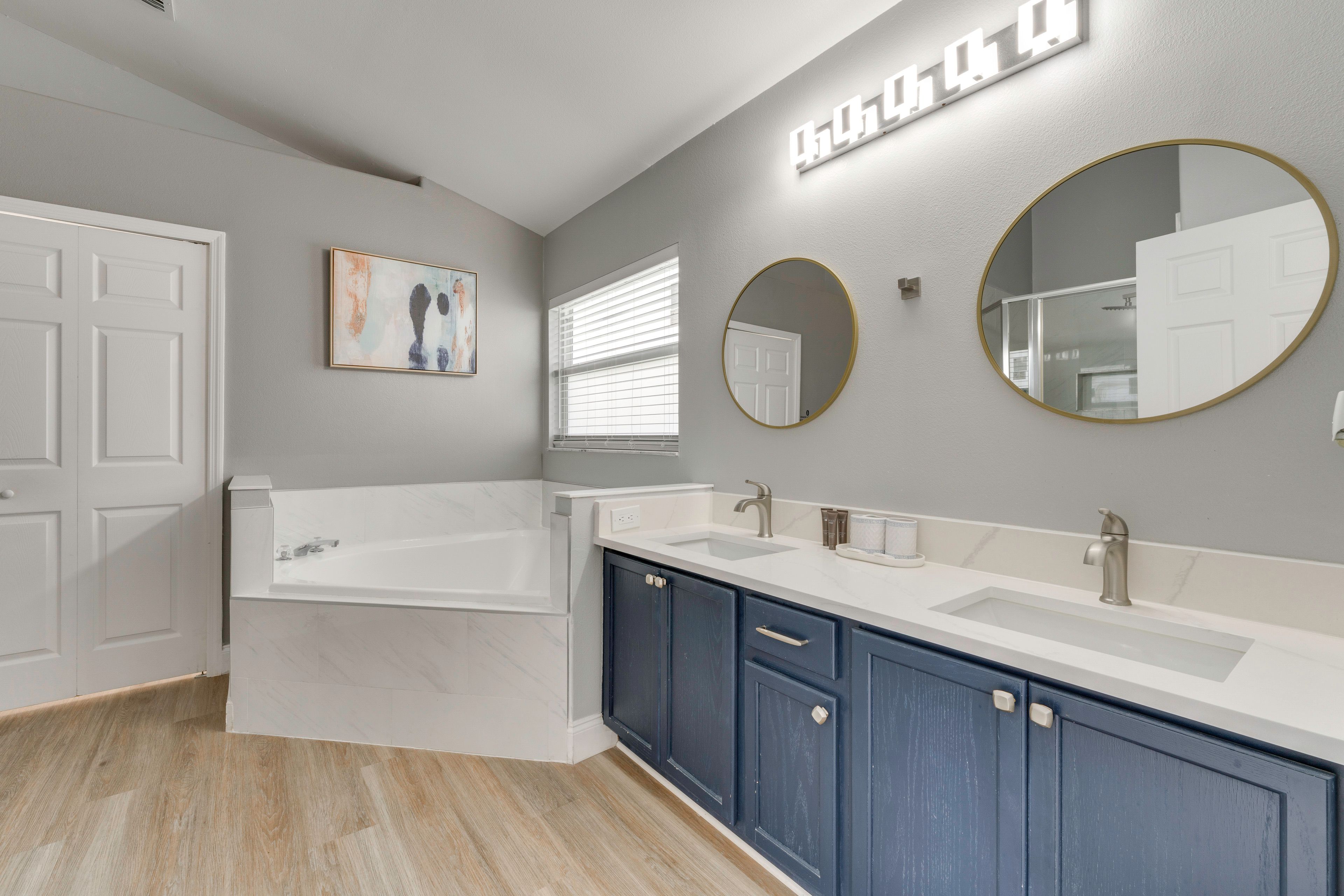 En-Suite Bathroom