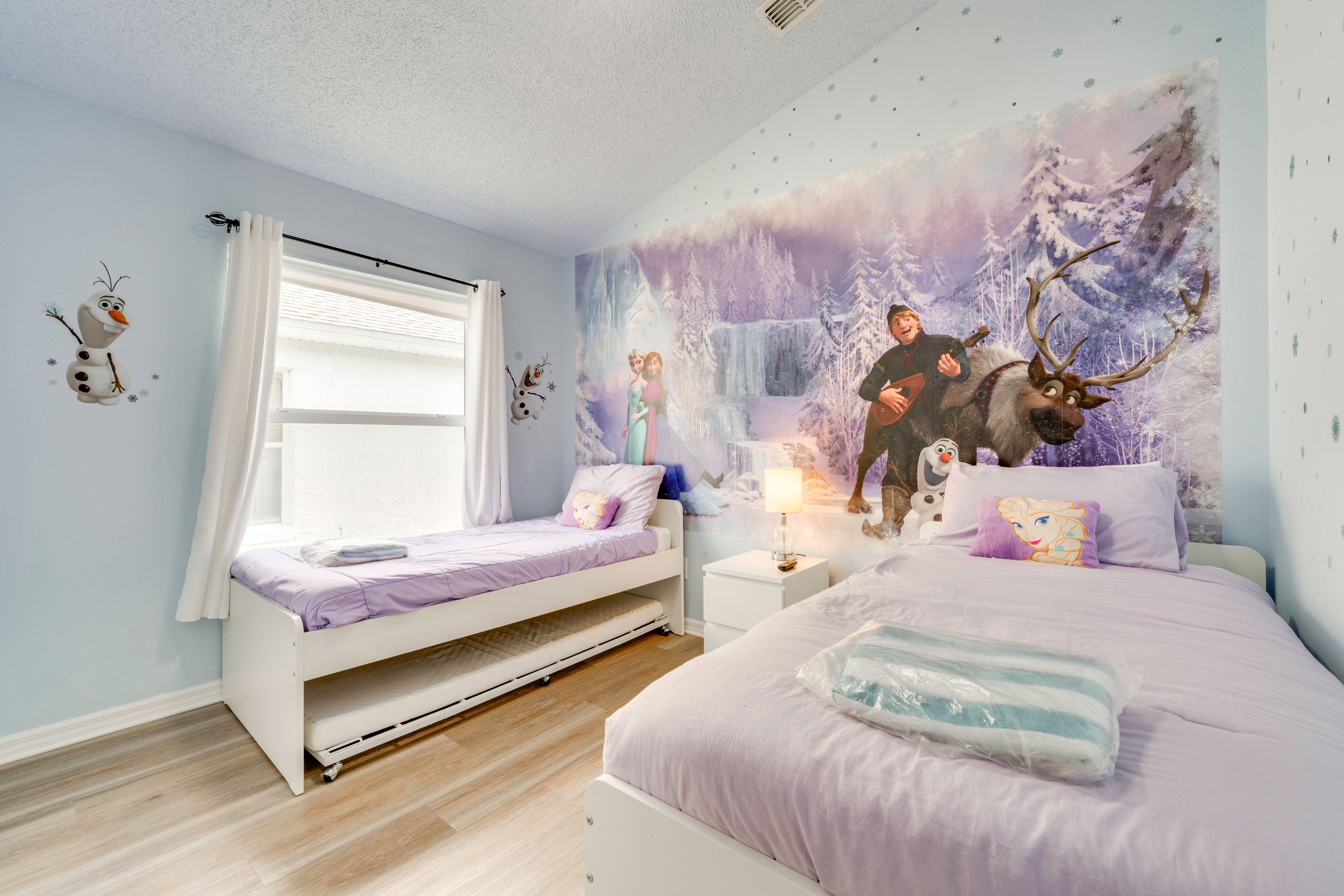 Bedroom 3 | 2 Twin Beds
