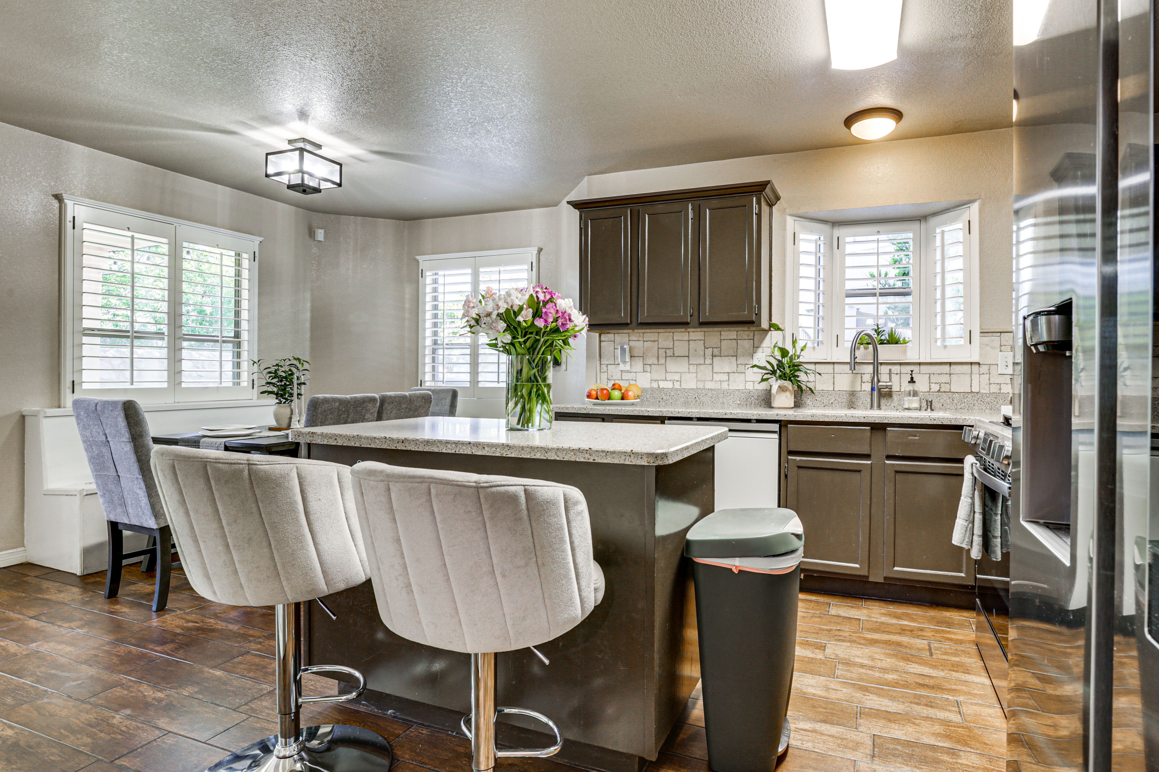 Eat-In Kitchen | 1st Floor