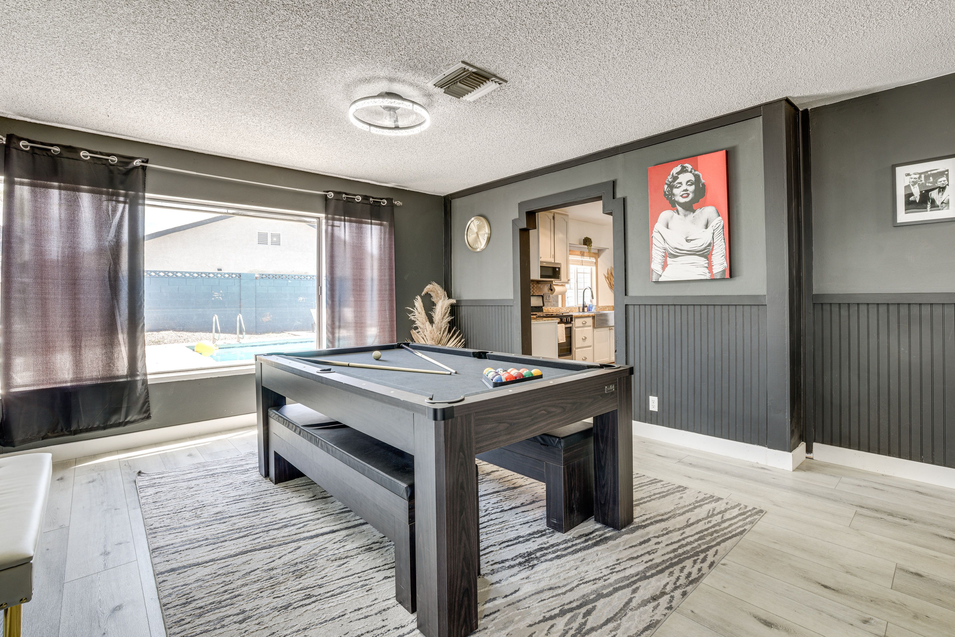 Property Interior | Central A/C & Heating | Free WiFi