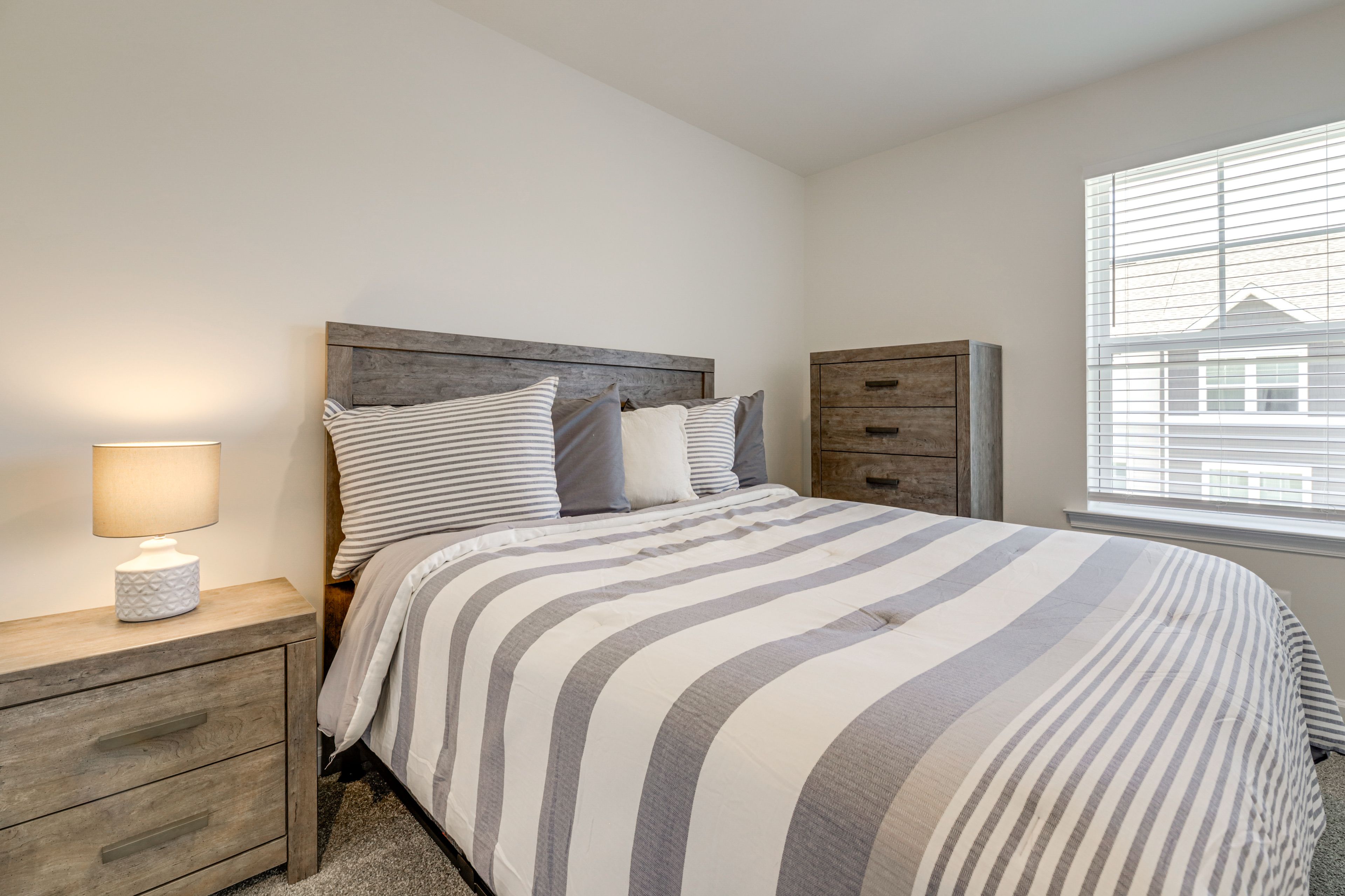Bedroom 2 | Queen Bed | 3rd Floor