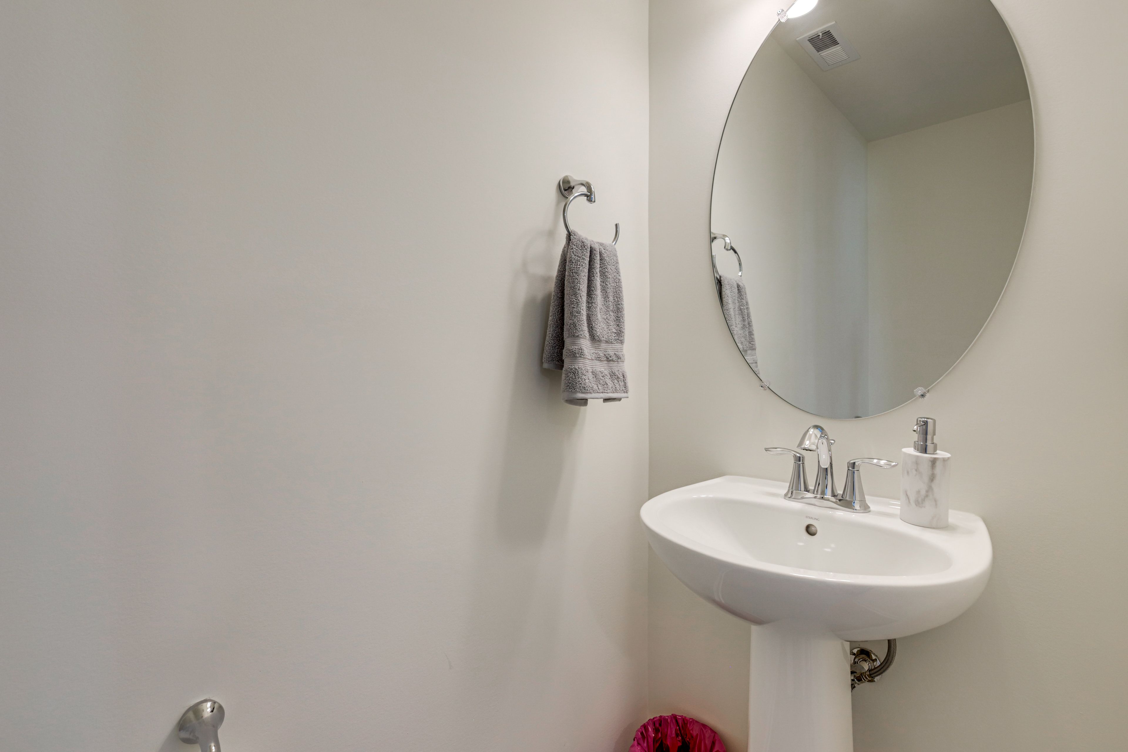Half Bathroom | 1st Floor