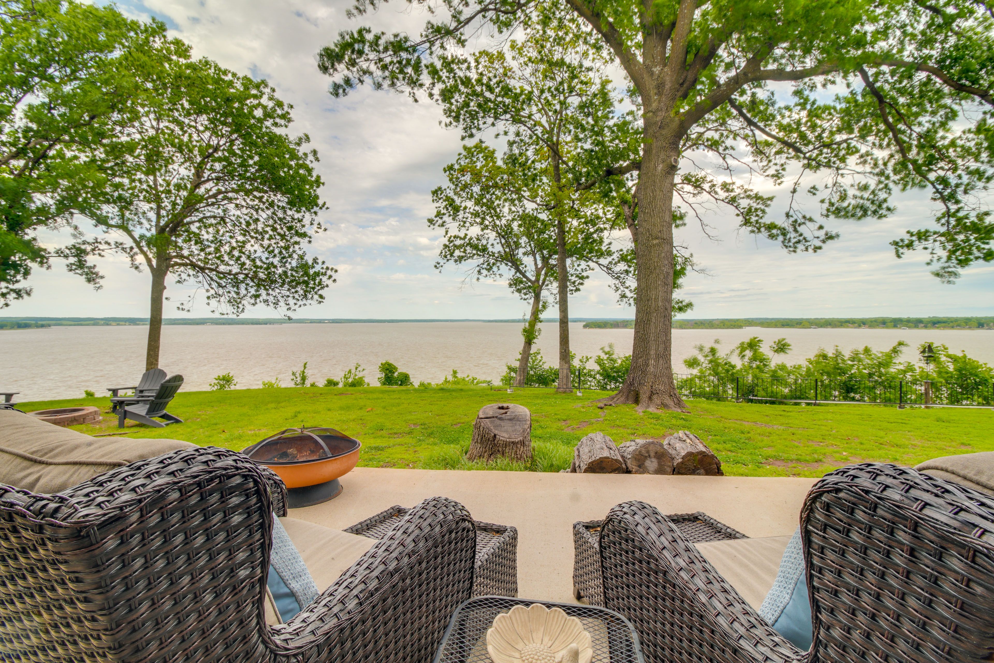 Afton Vacation Rental | 2BR | 2.5BA | 1,600 Sq Ft