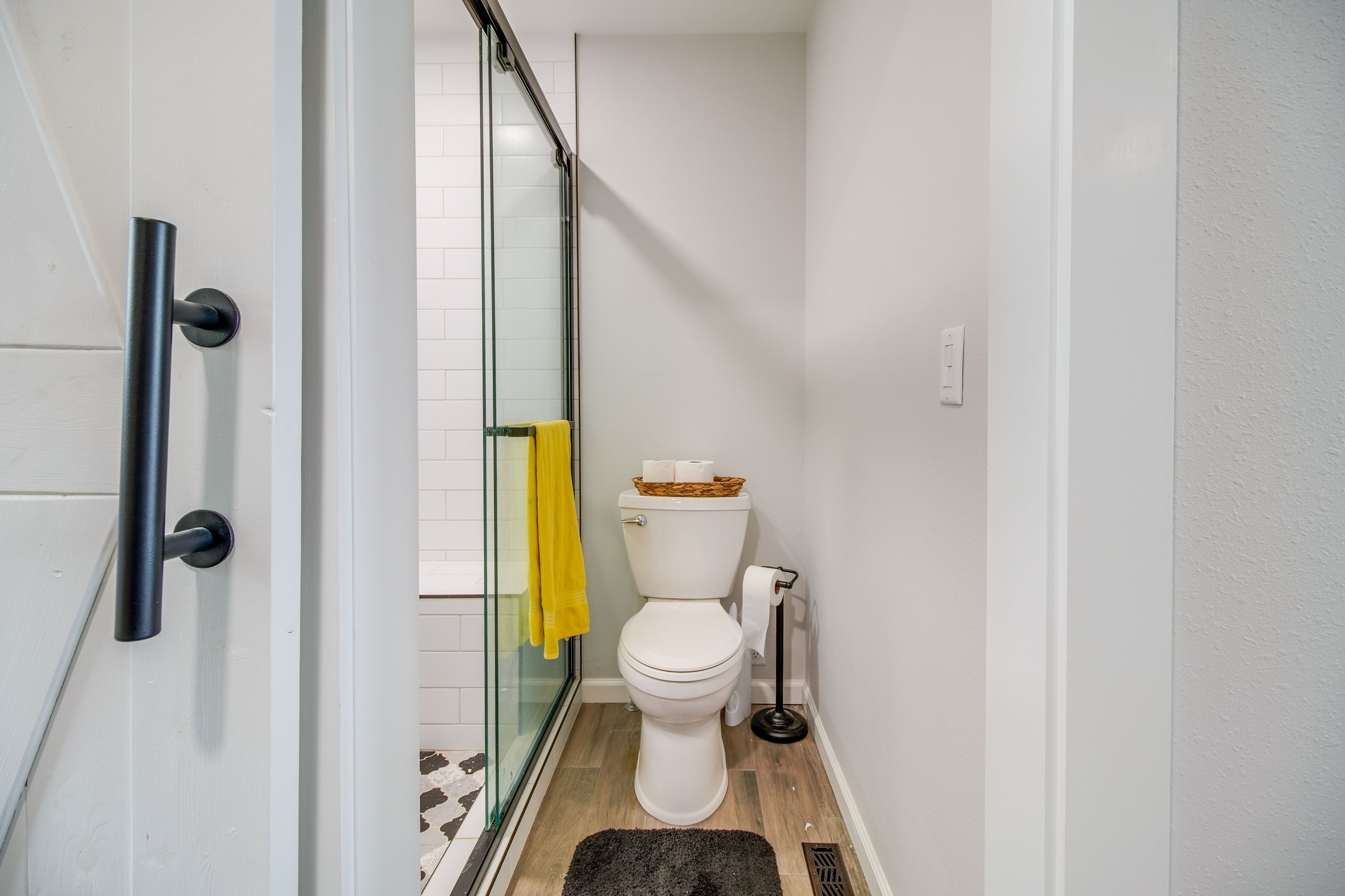 En-Suite Bathroom | 2nd Floor
