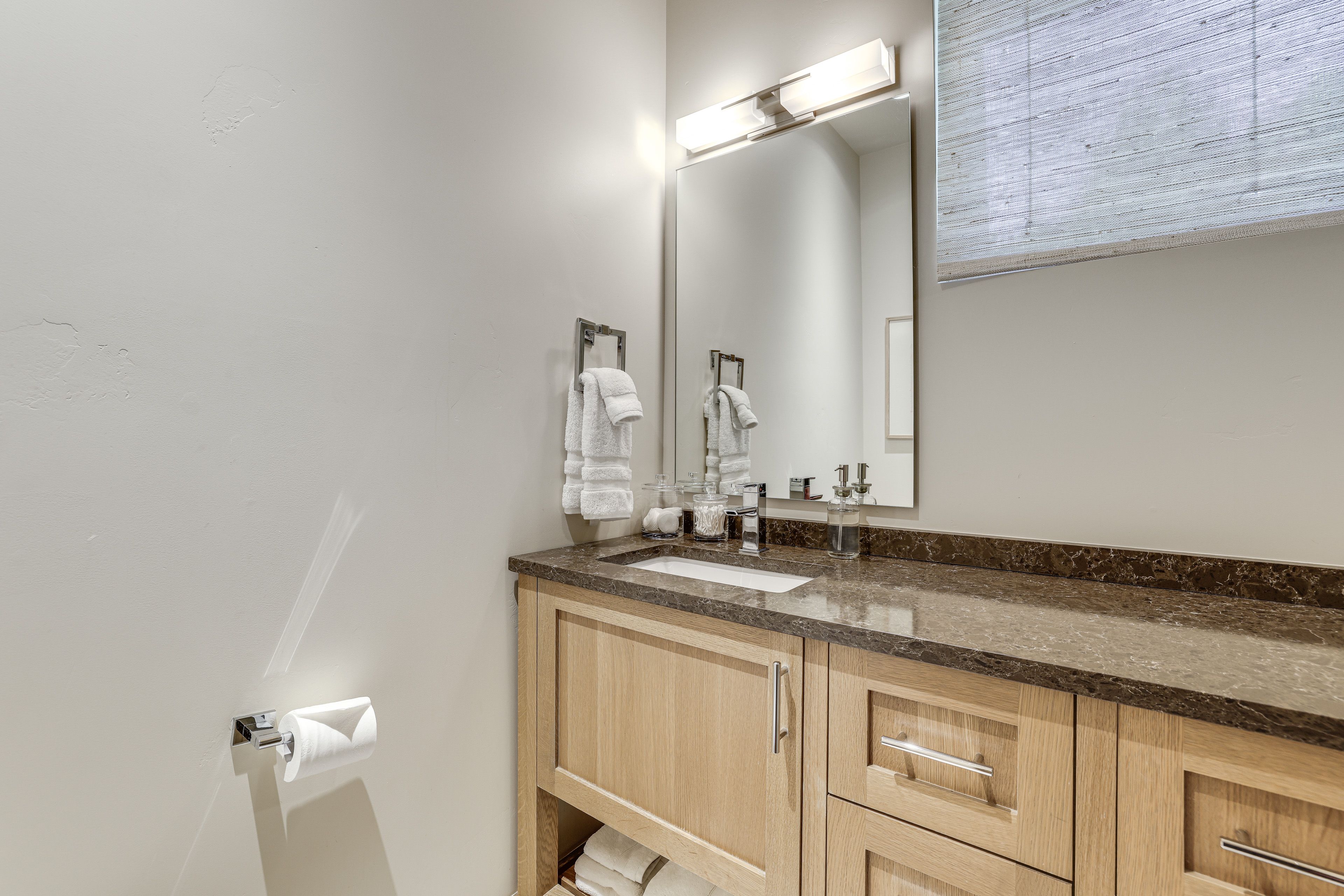 En-Suite Bathroom | 2nd Floor