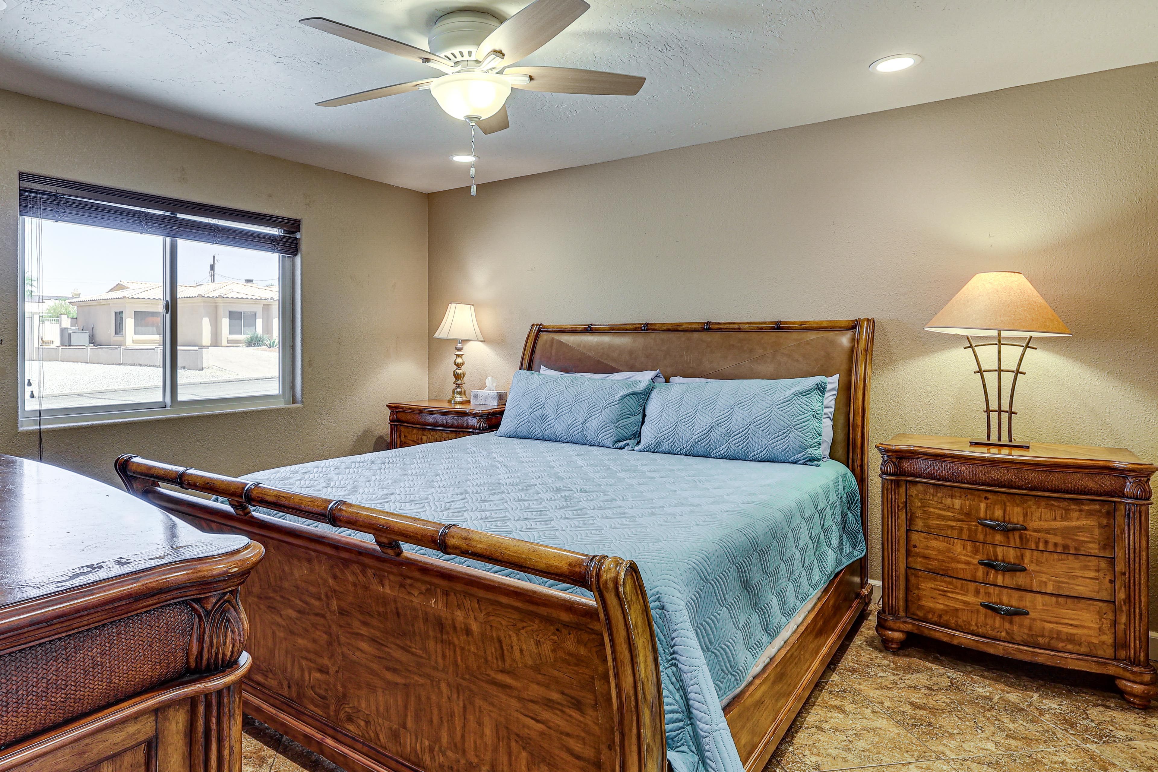 Bedroom 1 | King Bed