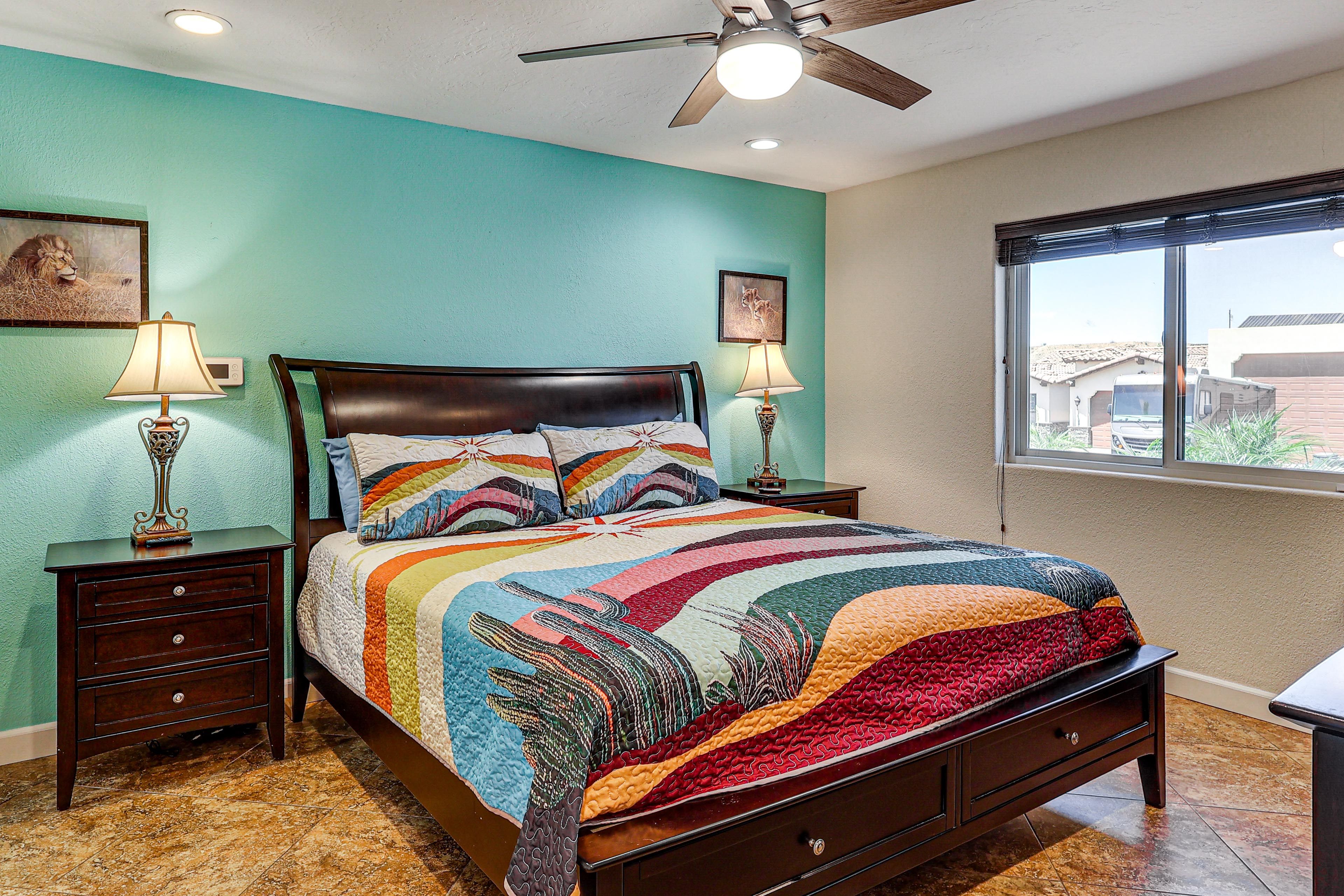Bedroom 2 | Queen Bed