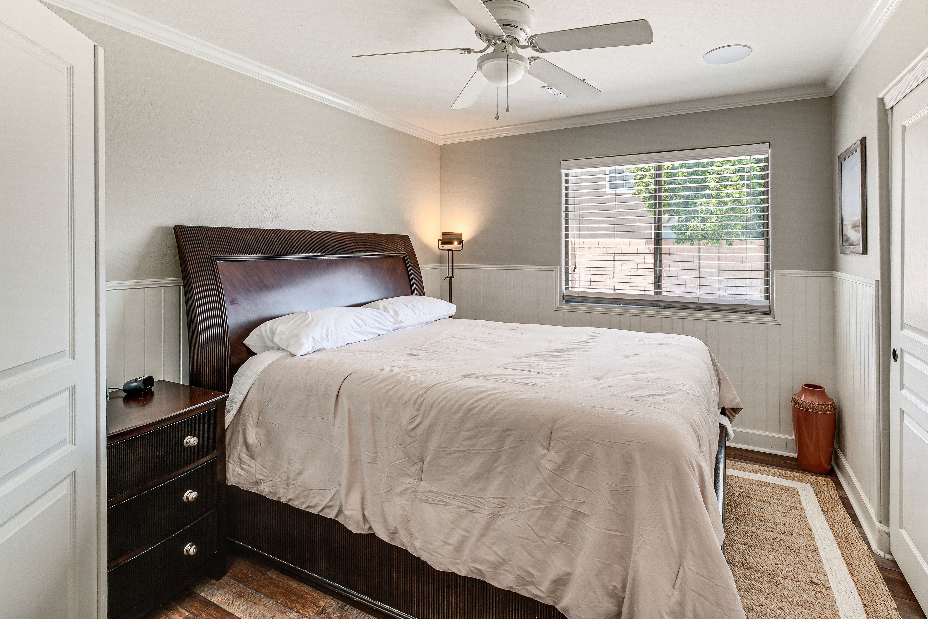 Bedroom 4 | Queen Bed