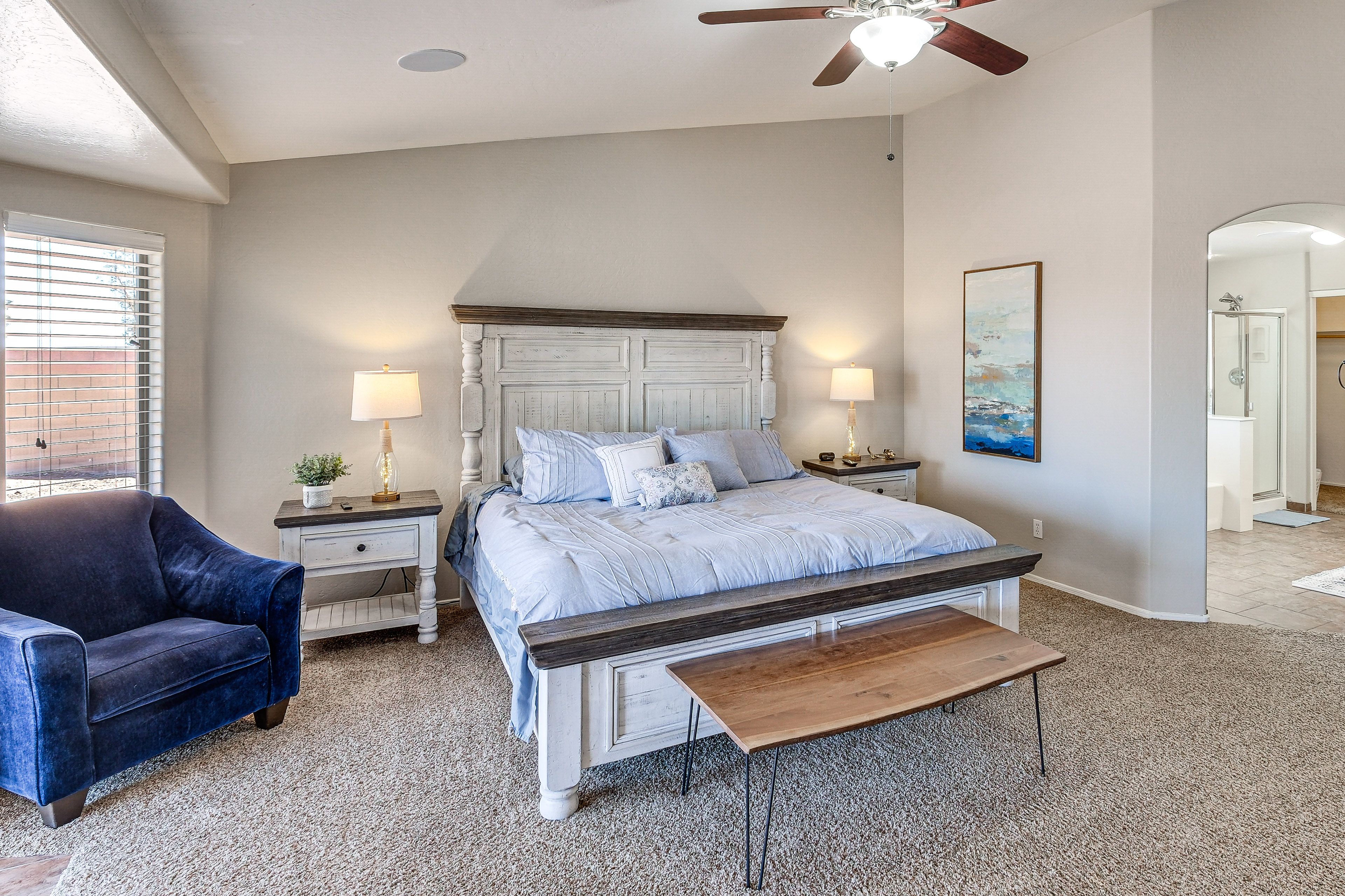 Bedroom 1 | King Bed