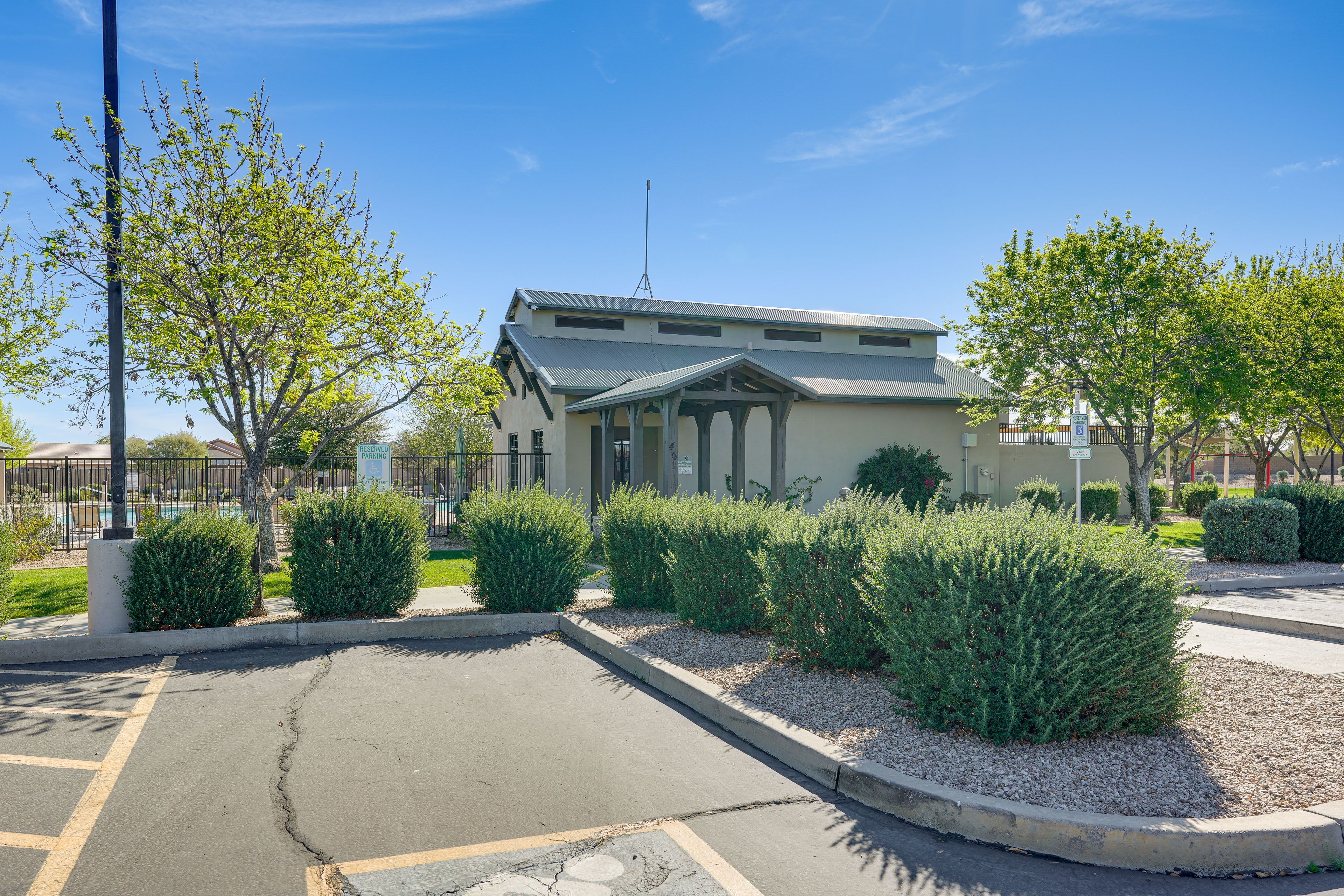 Johnson Ranch | Community Amenities