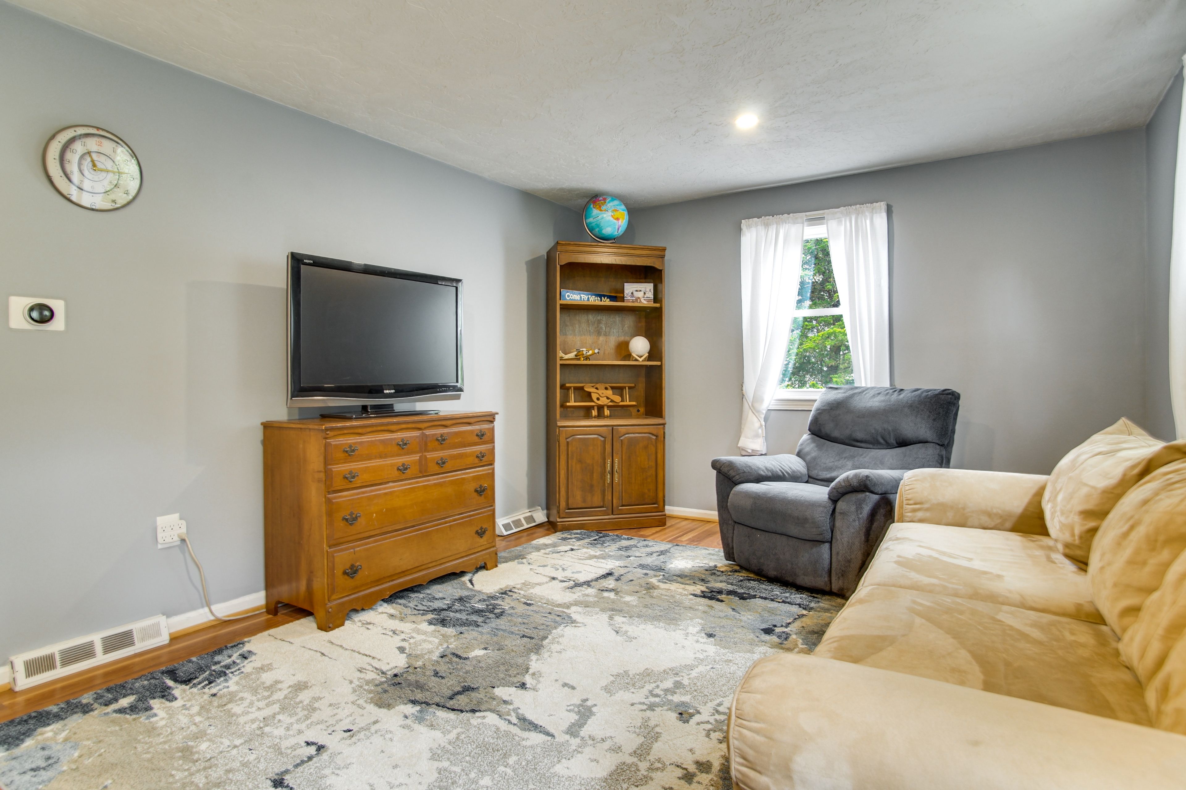 Living Room | 1st Floor