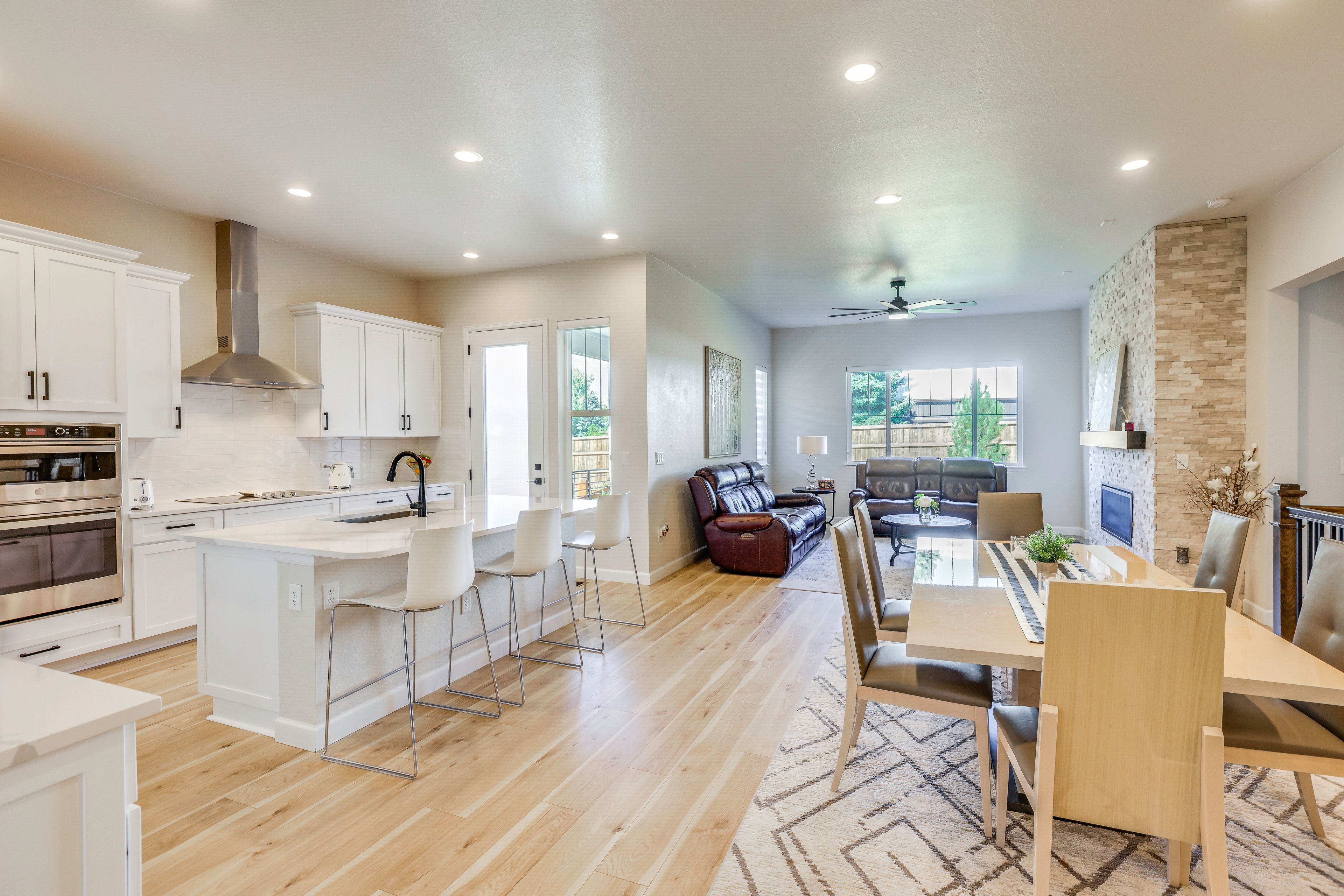 Dining Area | Main Level