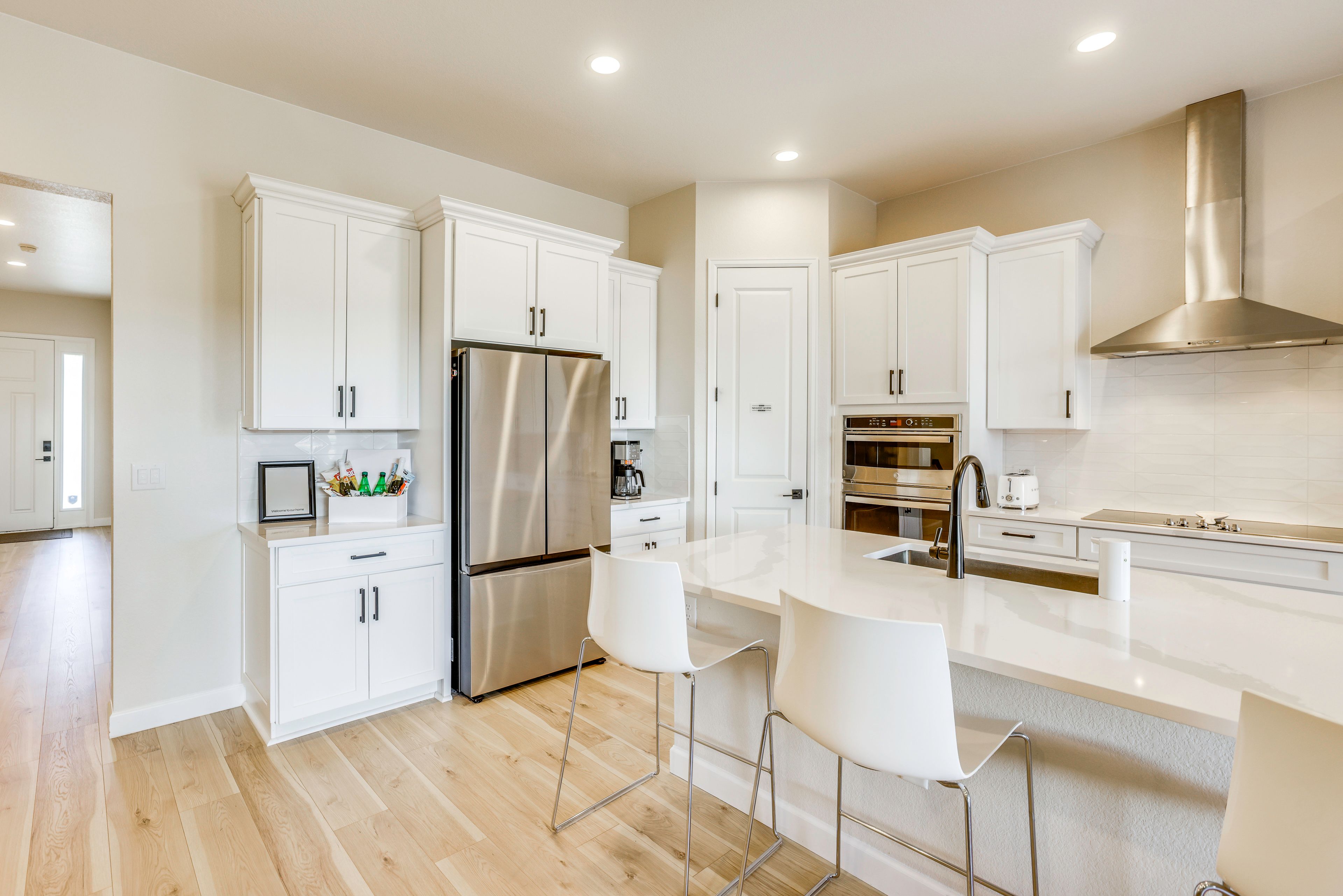 Kitchen | Main Level