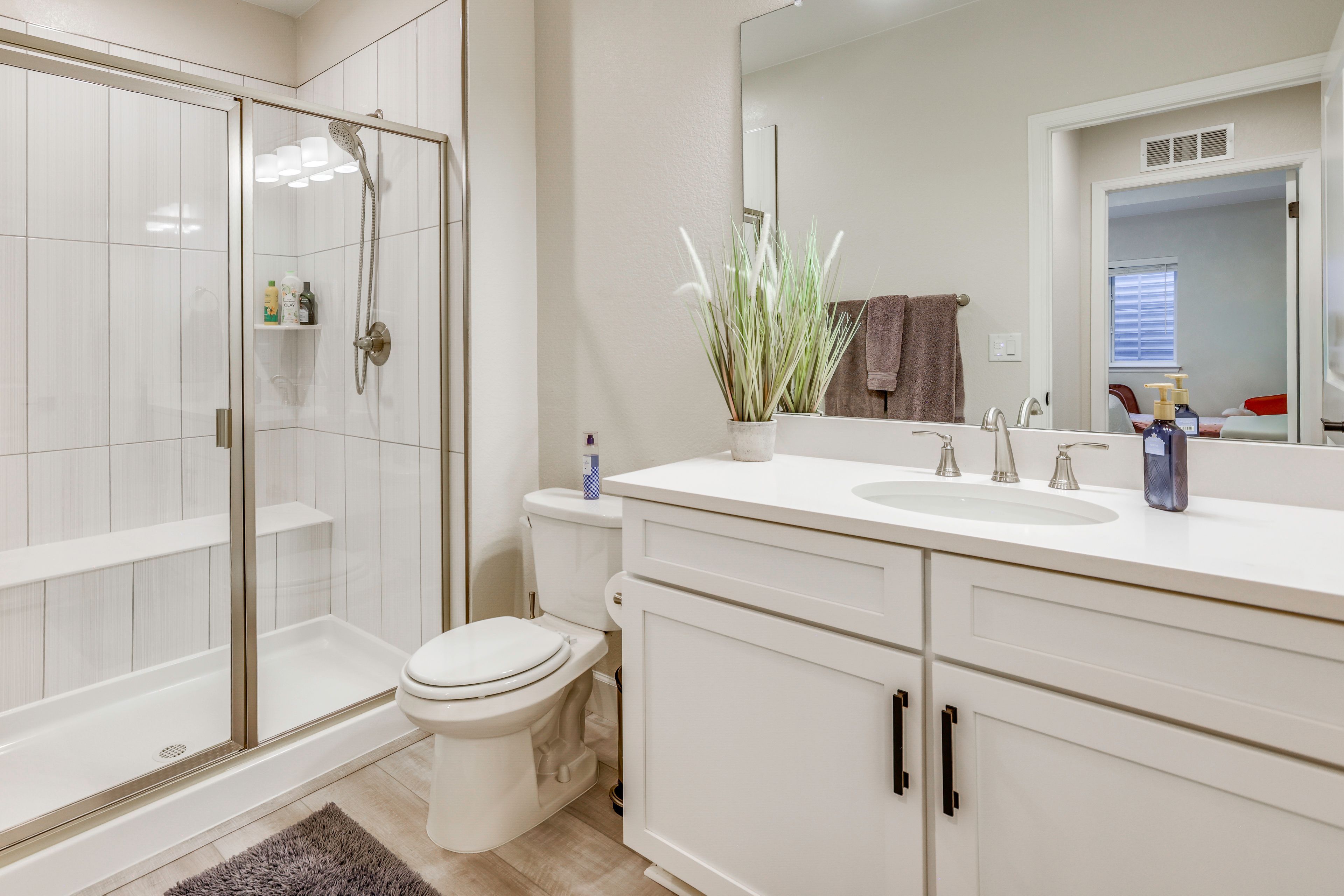 Full Bathroom | Lower Level