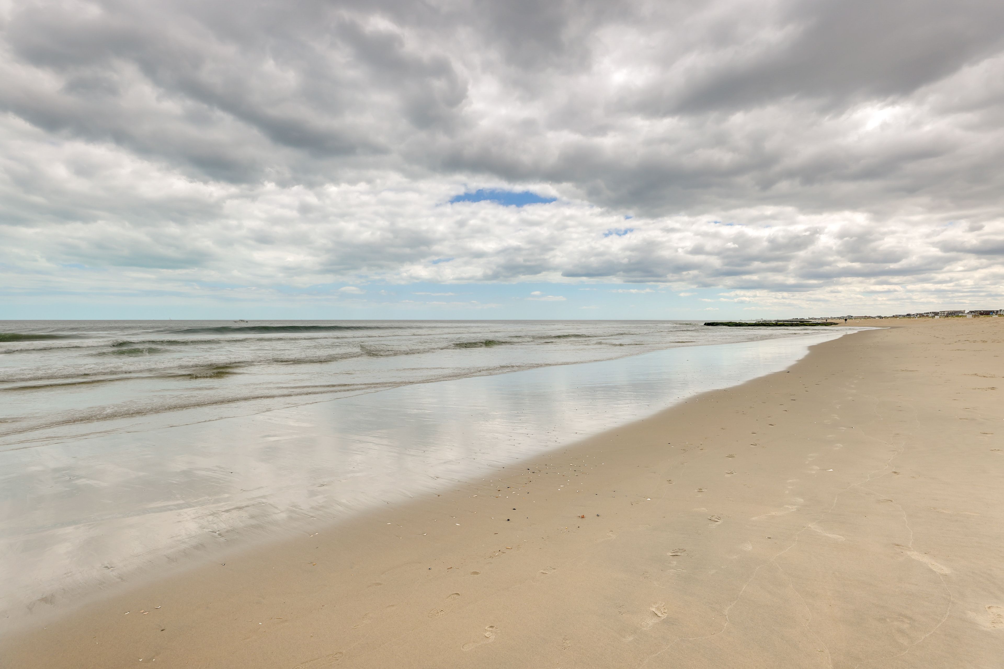 Walk to Beach/Ocean