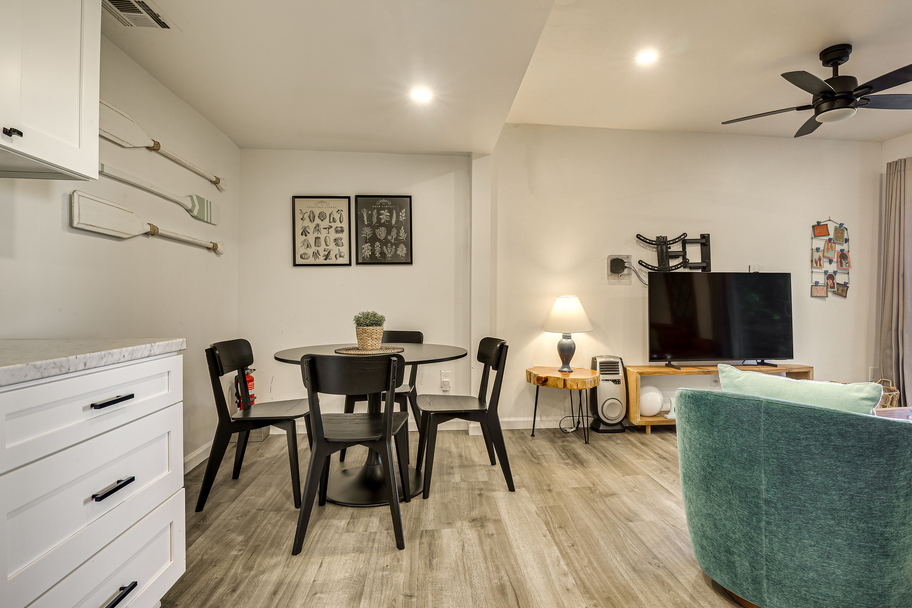 Kitchenette | Main Level