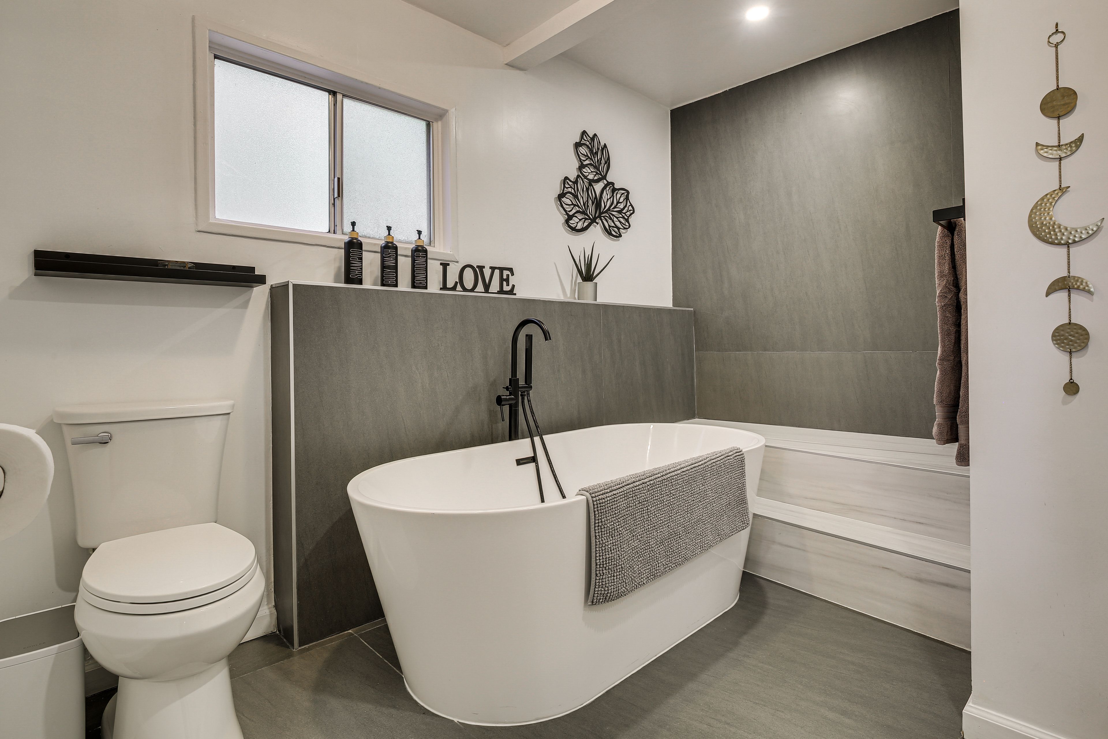 Full Bath | Lower Level
