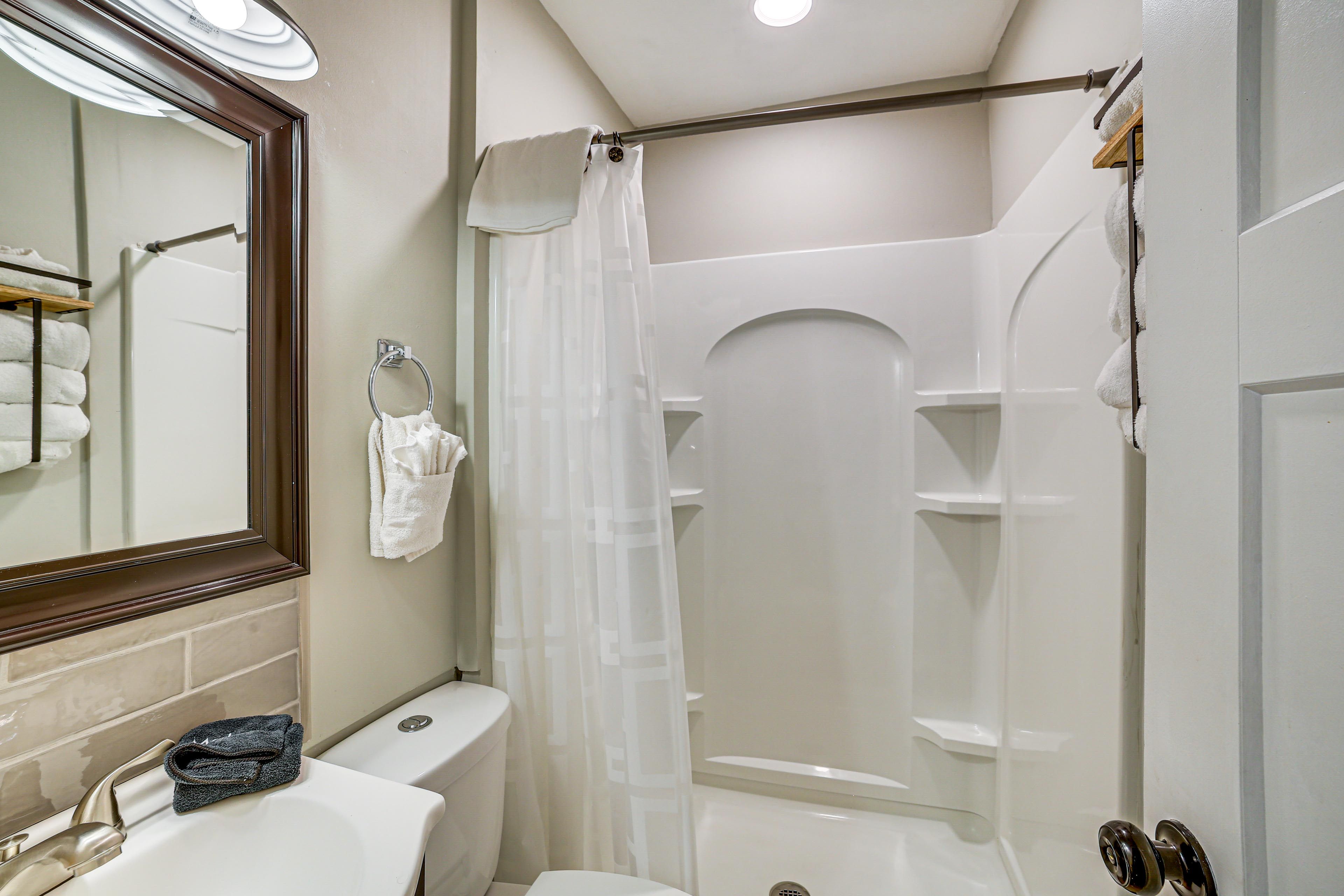 Full Bathroom