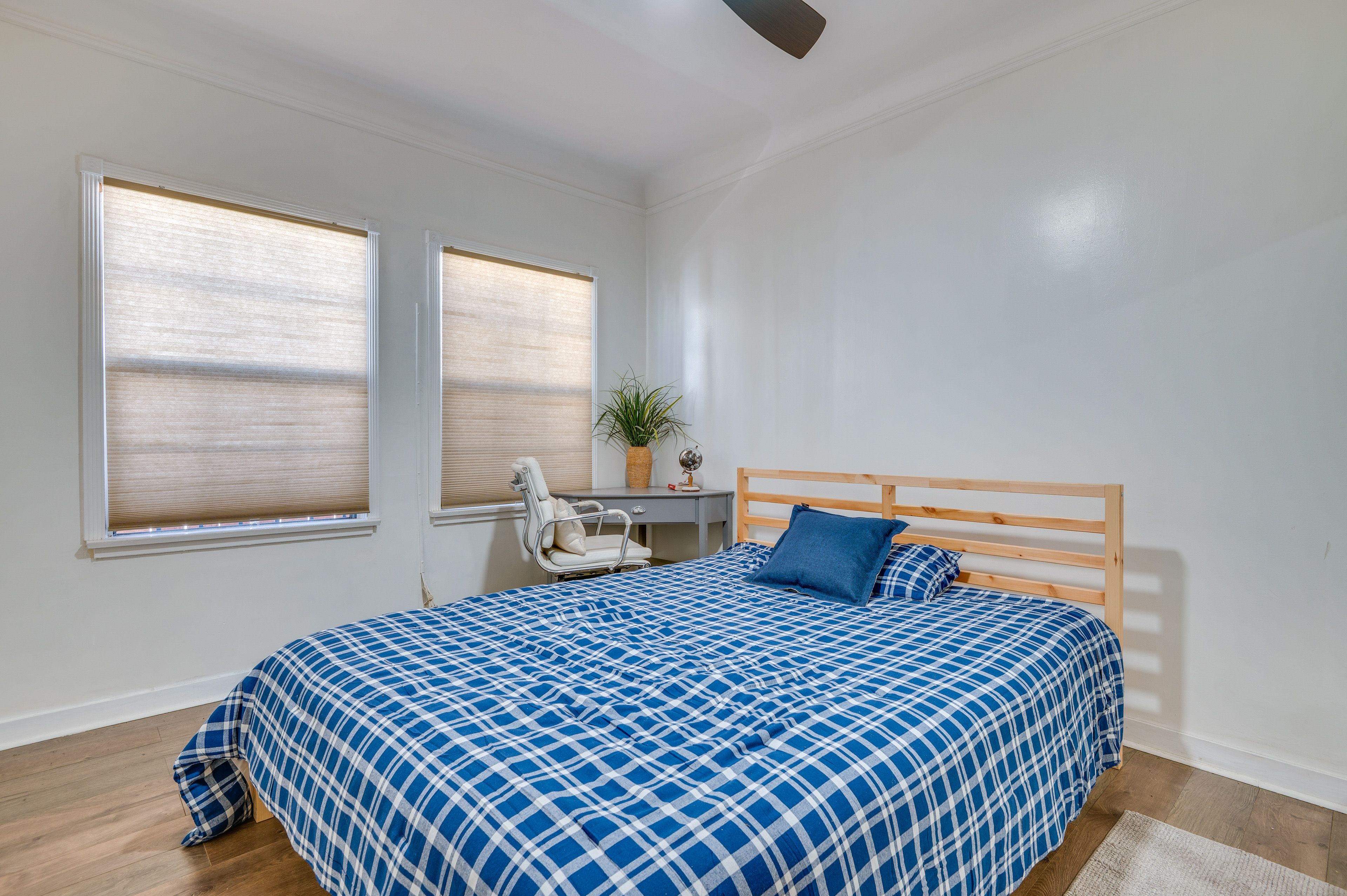 Bedroom 2 | Unit 1 | Queen Bed
