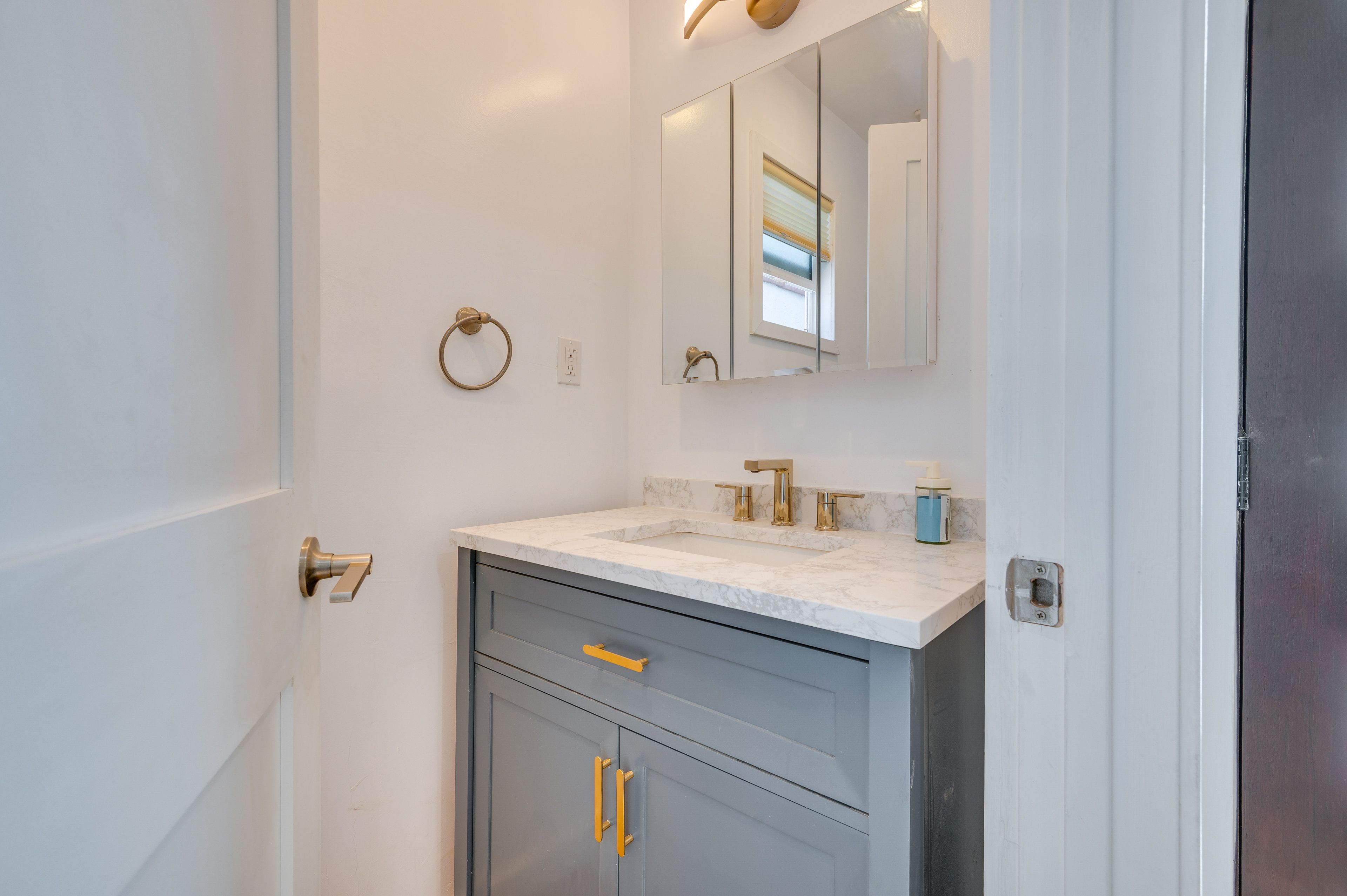Half Bathroom | Unit 2 | 1st Floor
