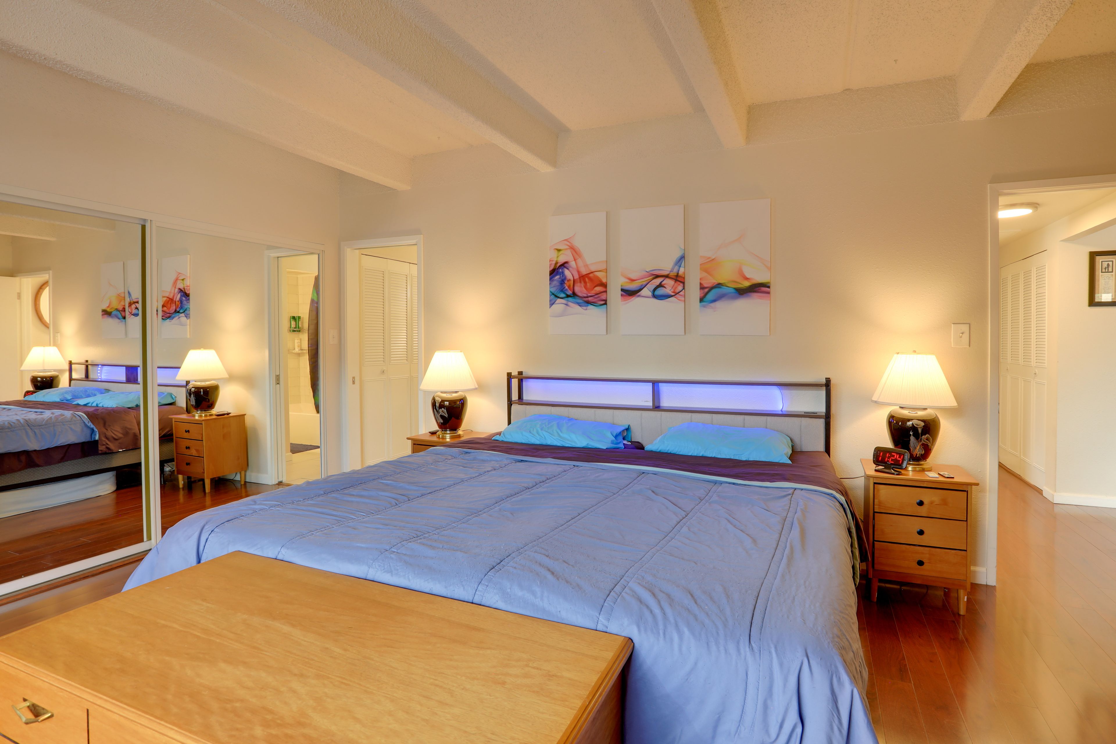 Bedroom 1 | King Bed | En-Suite Bathroom
