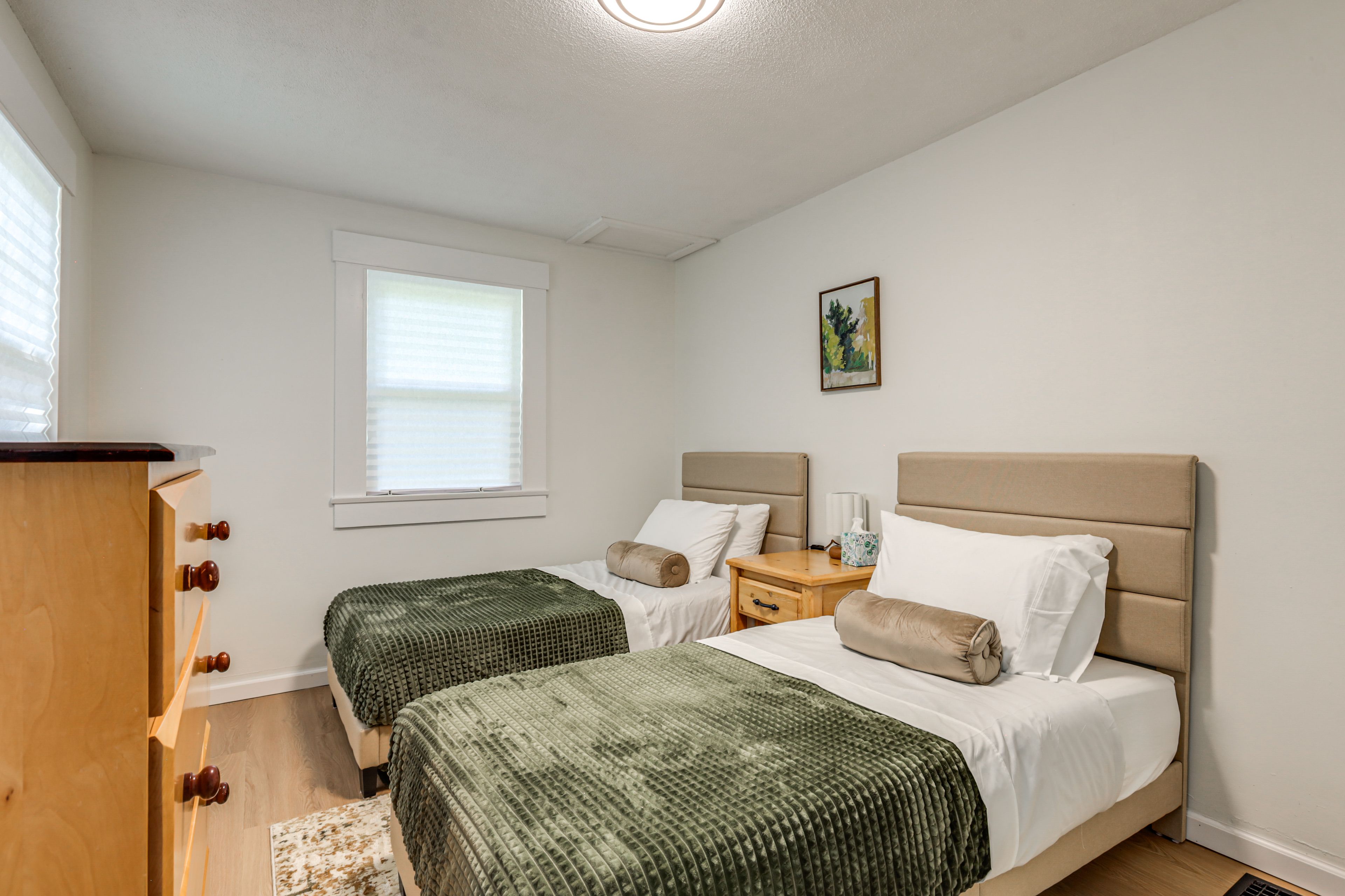 Bedroom 3 | 2 Twin Beds