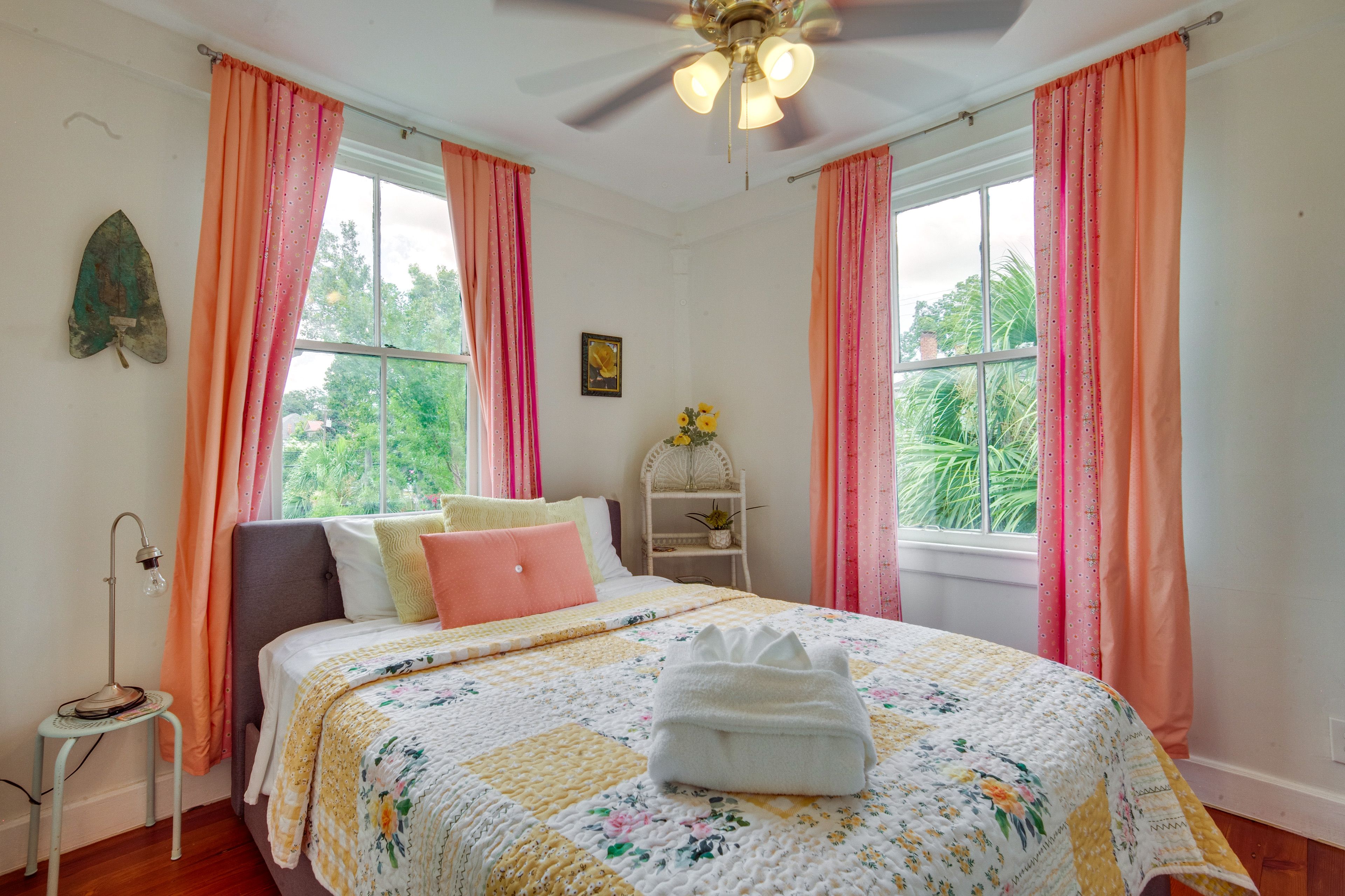 Bedroom 3 | Queen Bed