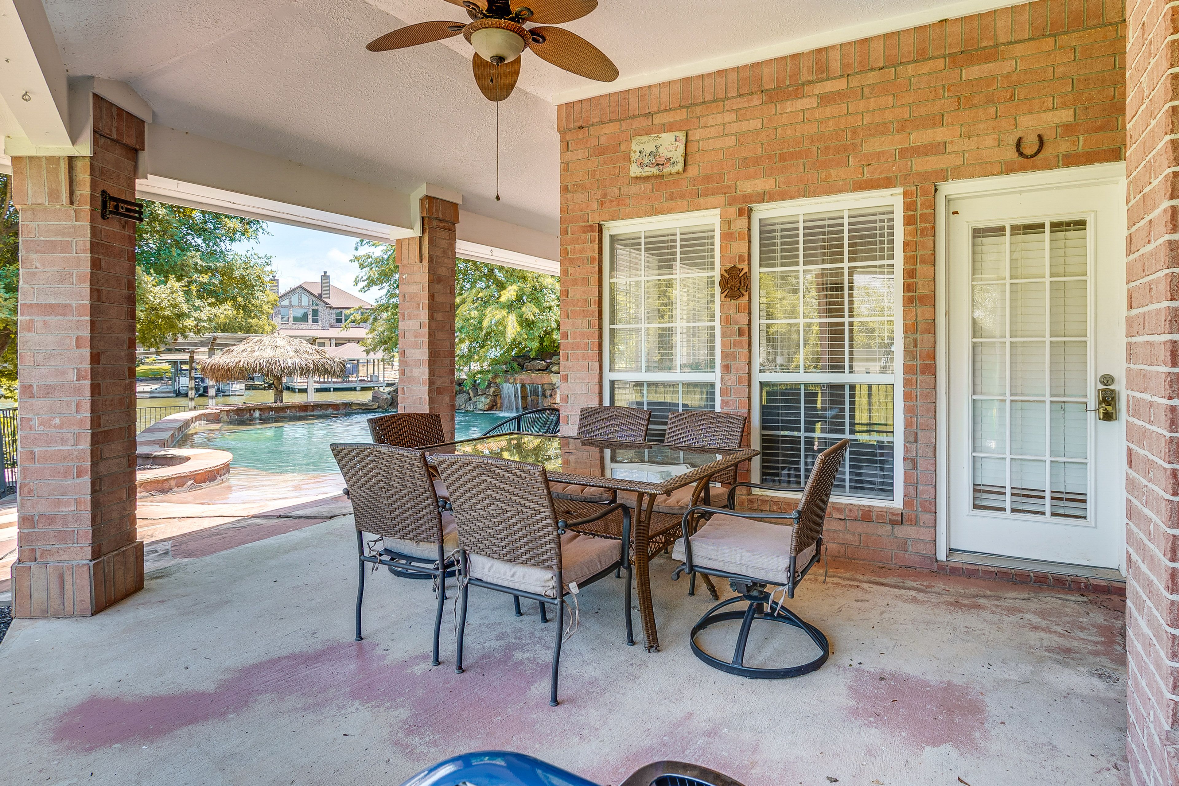 Covered Patio | Dining Area | Charcoal Grill
