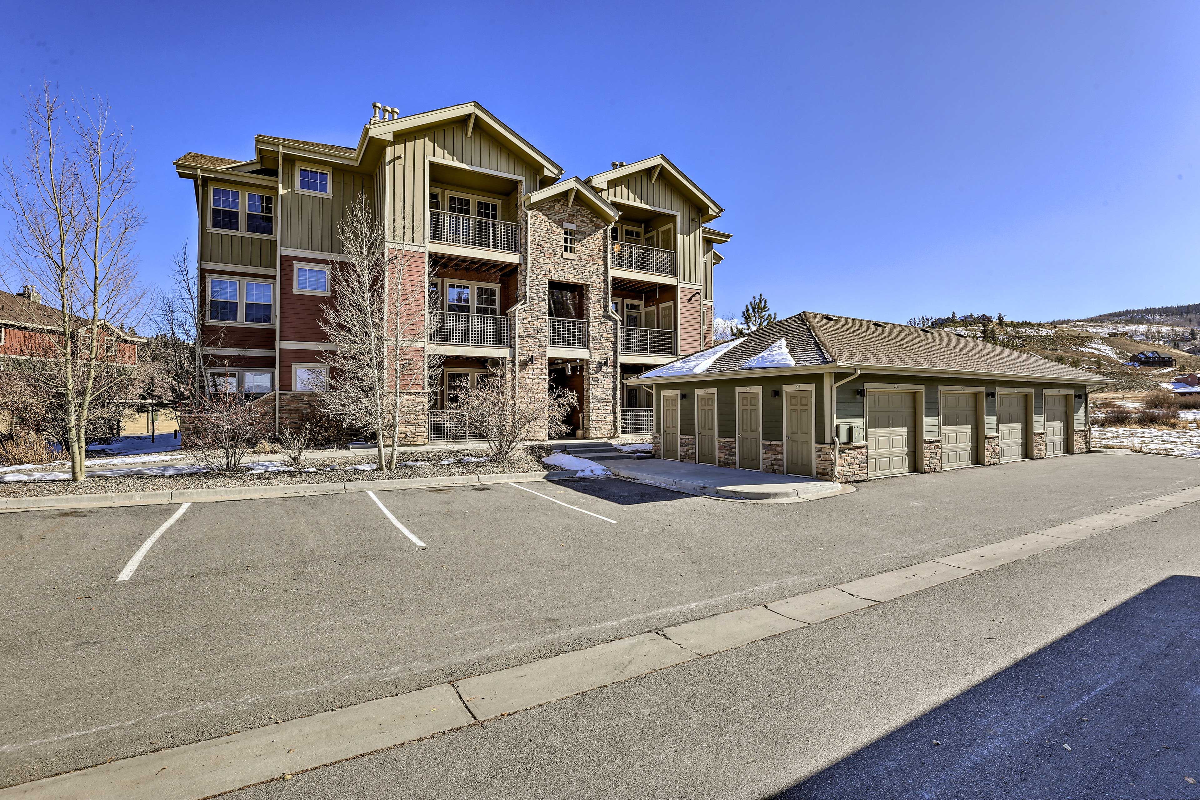 Exterior | Community Parking Lot (2 Vehicles)