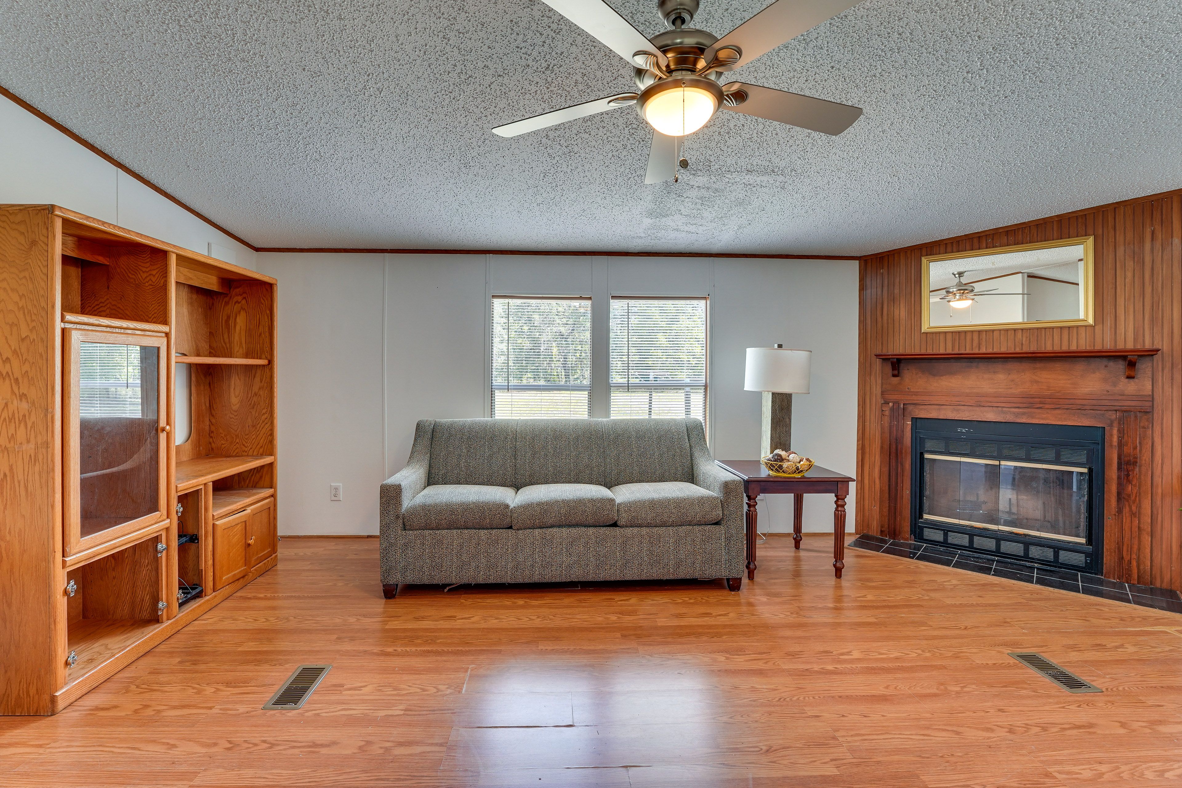 Family Room | Smart TV