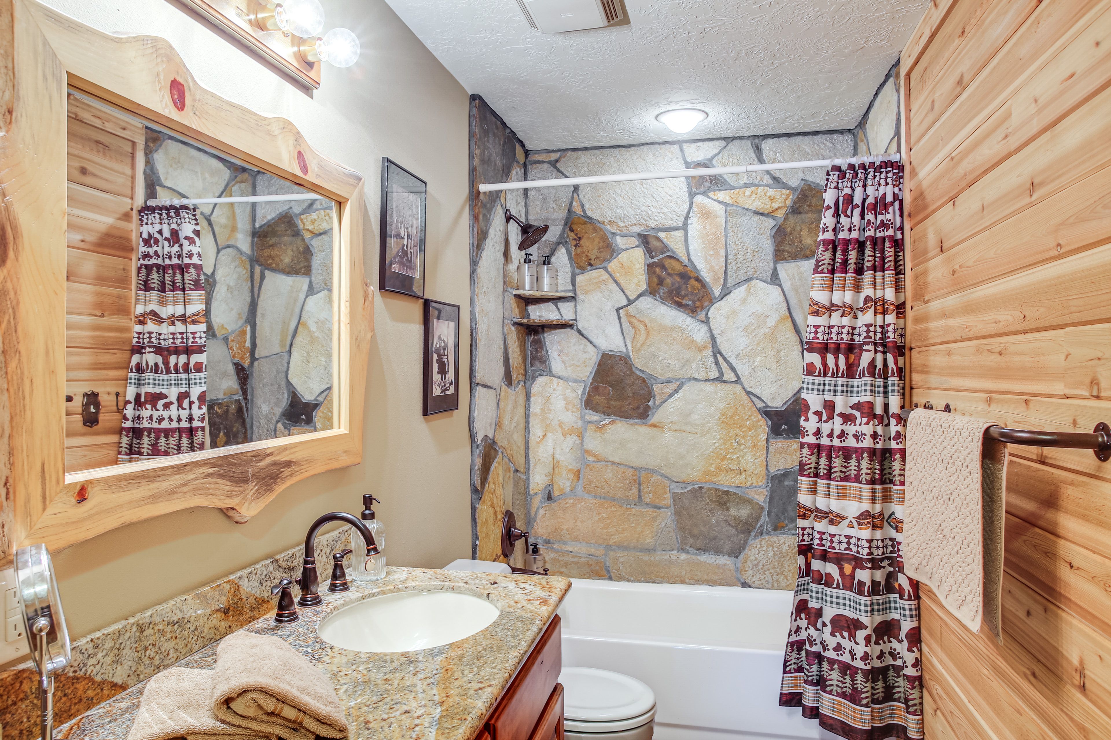 En-Suite Bathroom | Lower Level