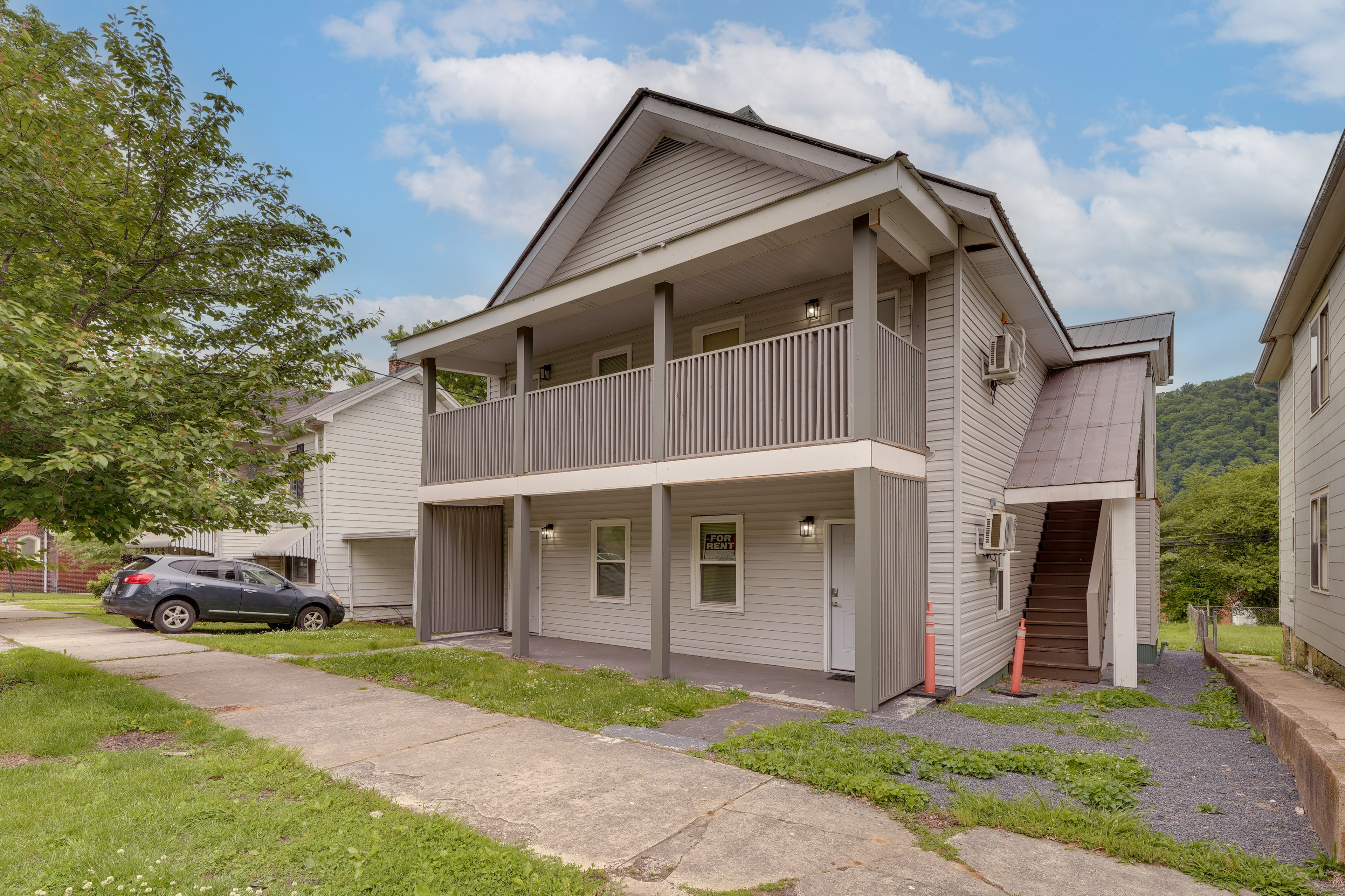 Hinton Vacation Rental | 1BR | 1BA | 800 Sq Ft