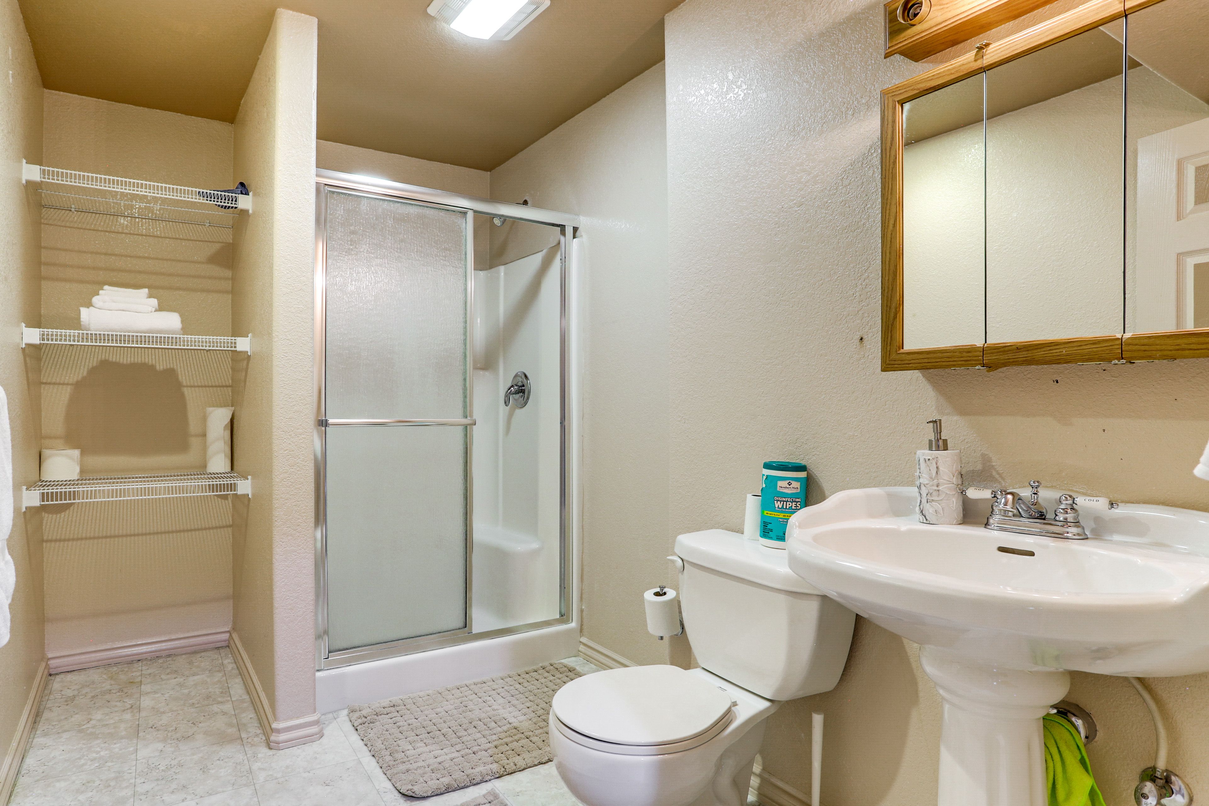 Full Bathroom | Lower Level