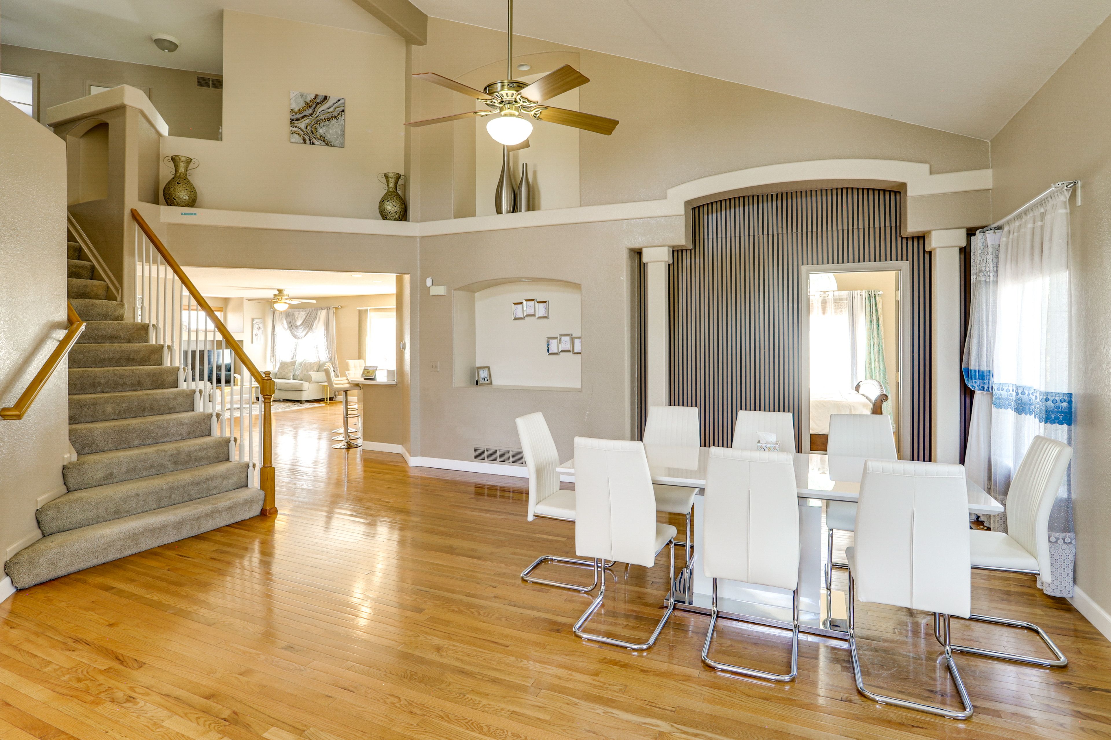 Dining Area | Dishes & Flatware Provided | 1st Floor