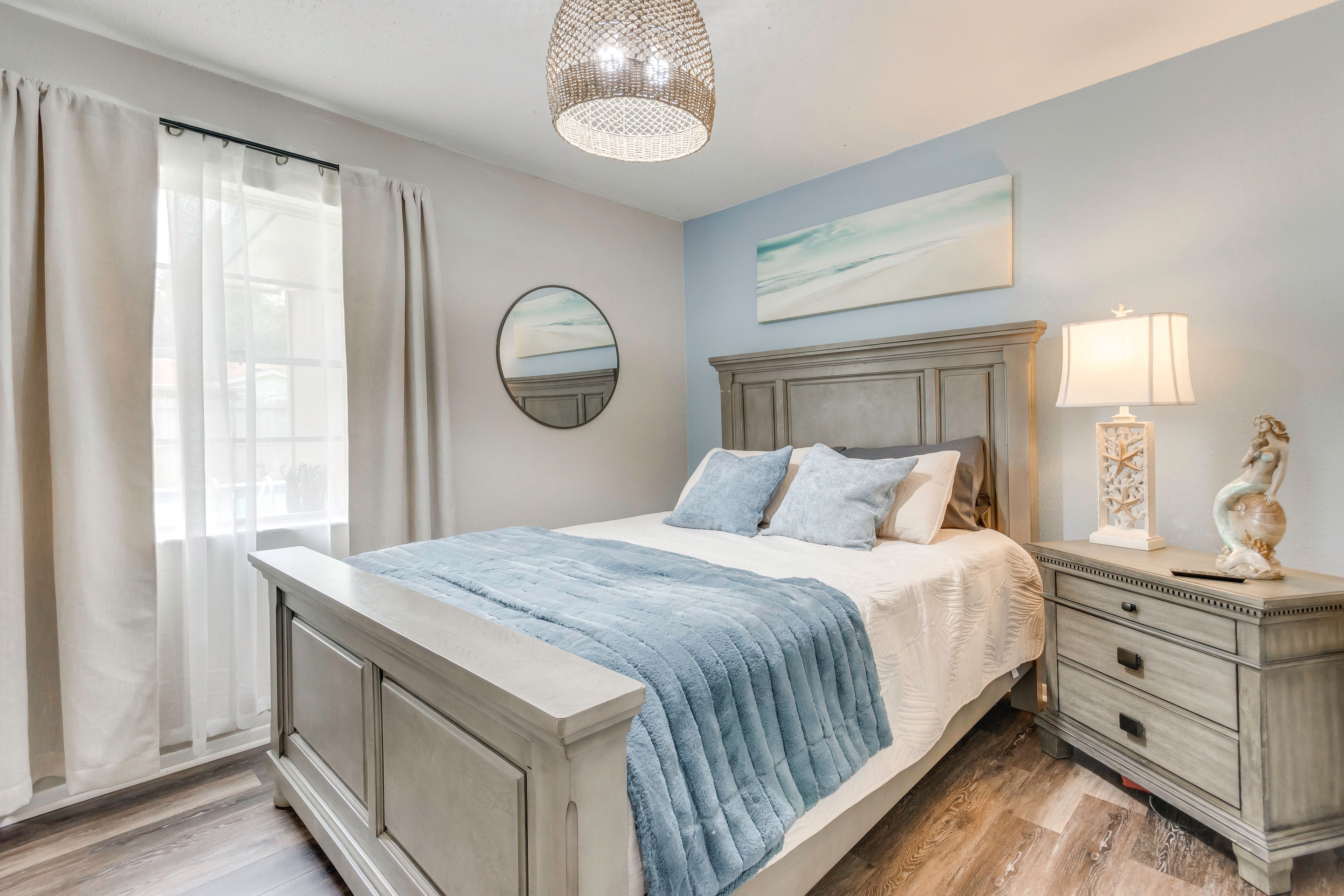 Bedroom 3 | Queen Bed